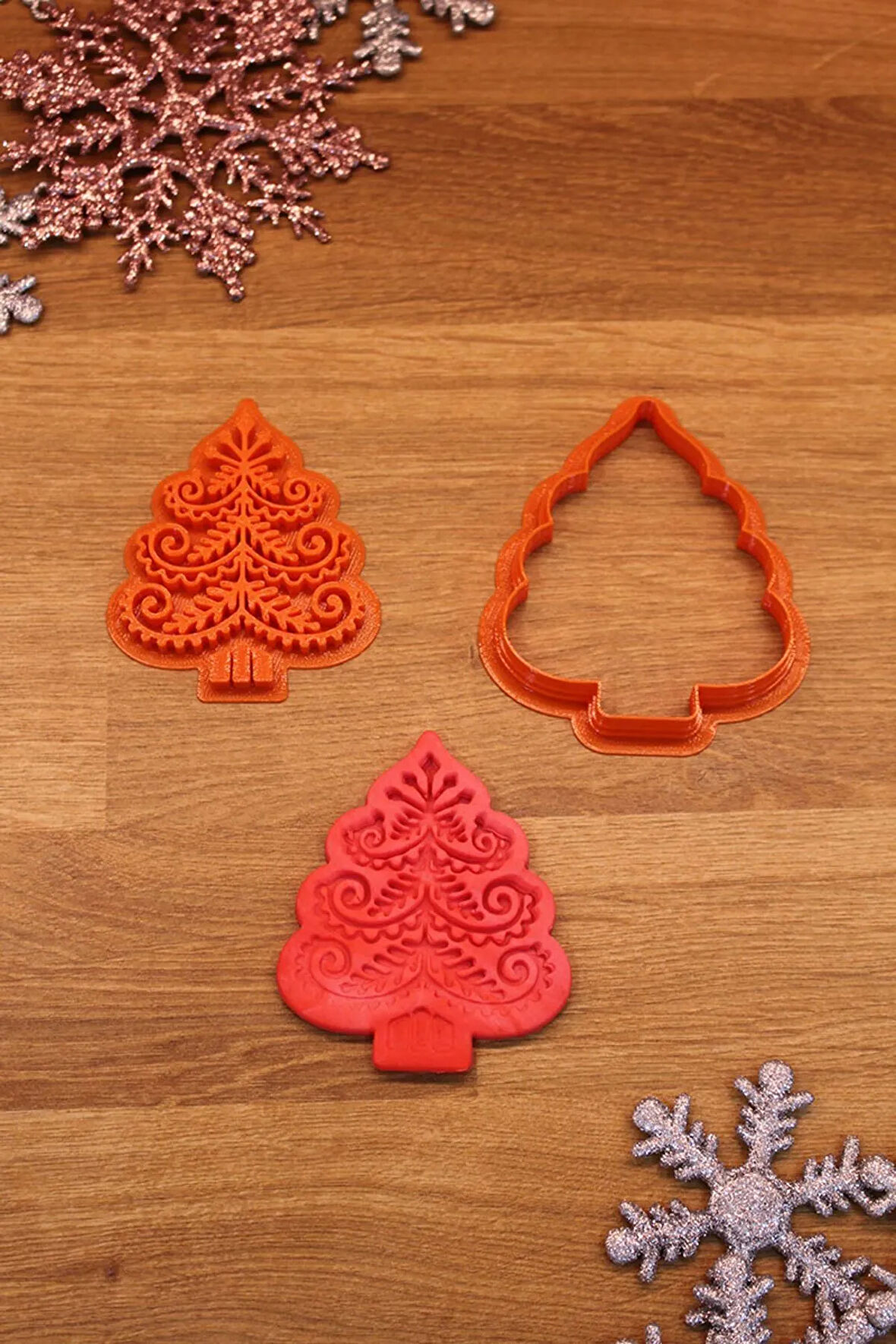Yılbaşı Yeni Yıl Noel İskandinav Desenli Yılbaşı Ağacı Kurabiye Kalıbı ve Hamur Şekillendirici