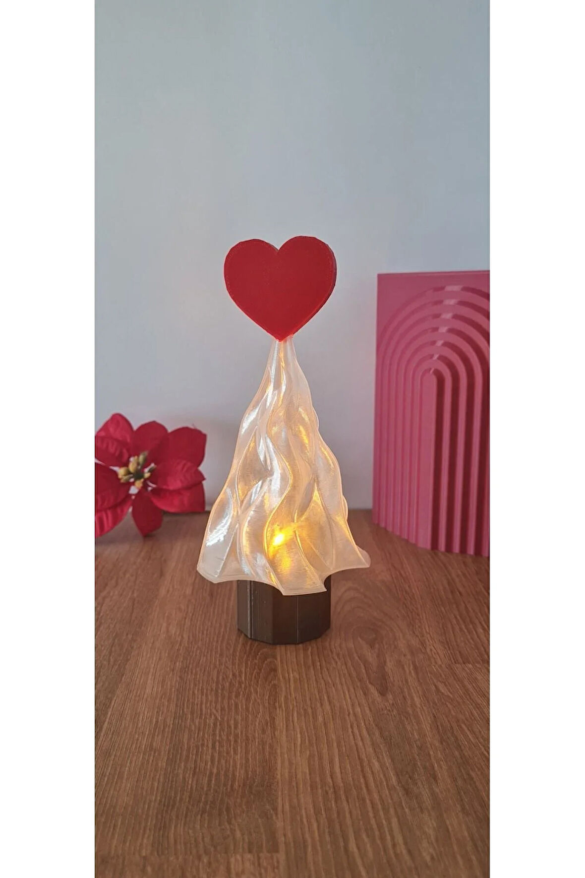 Led Mum Işıklı Kalpli Sevgililer Günü Çam Ağacı Dekoratif Biblo 17 Cm