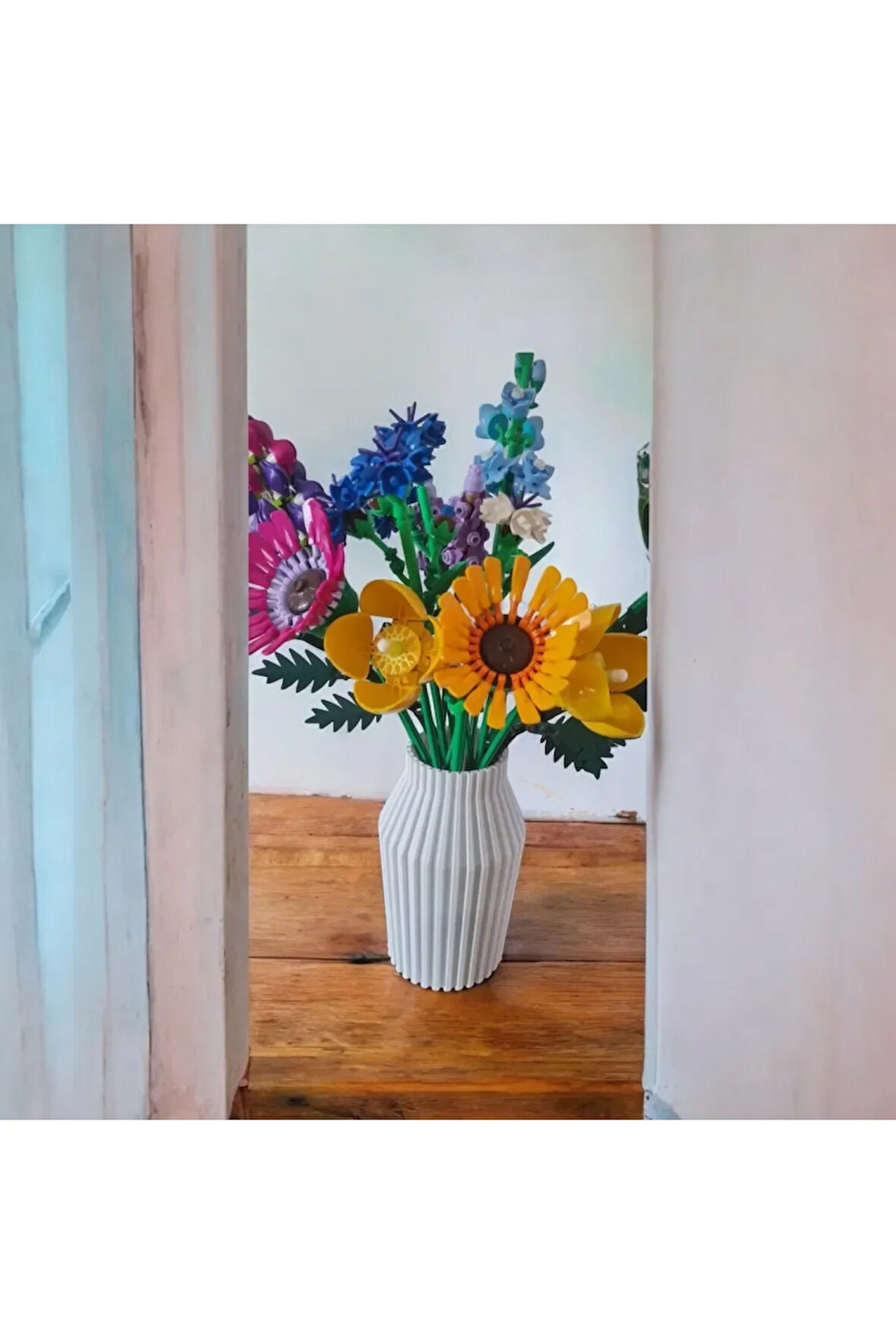 Minimalist İskandinav Tarzda Çizgili Özel Tasarım Dekoratif Kuru Bitki için Vazo Biyoplastik Beyaz