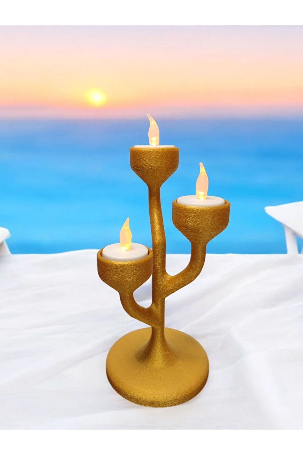 Alev Efektli Titreyen Led Mumlu Modern Şamdan 3'lü Mumluk Altın