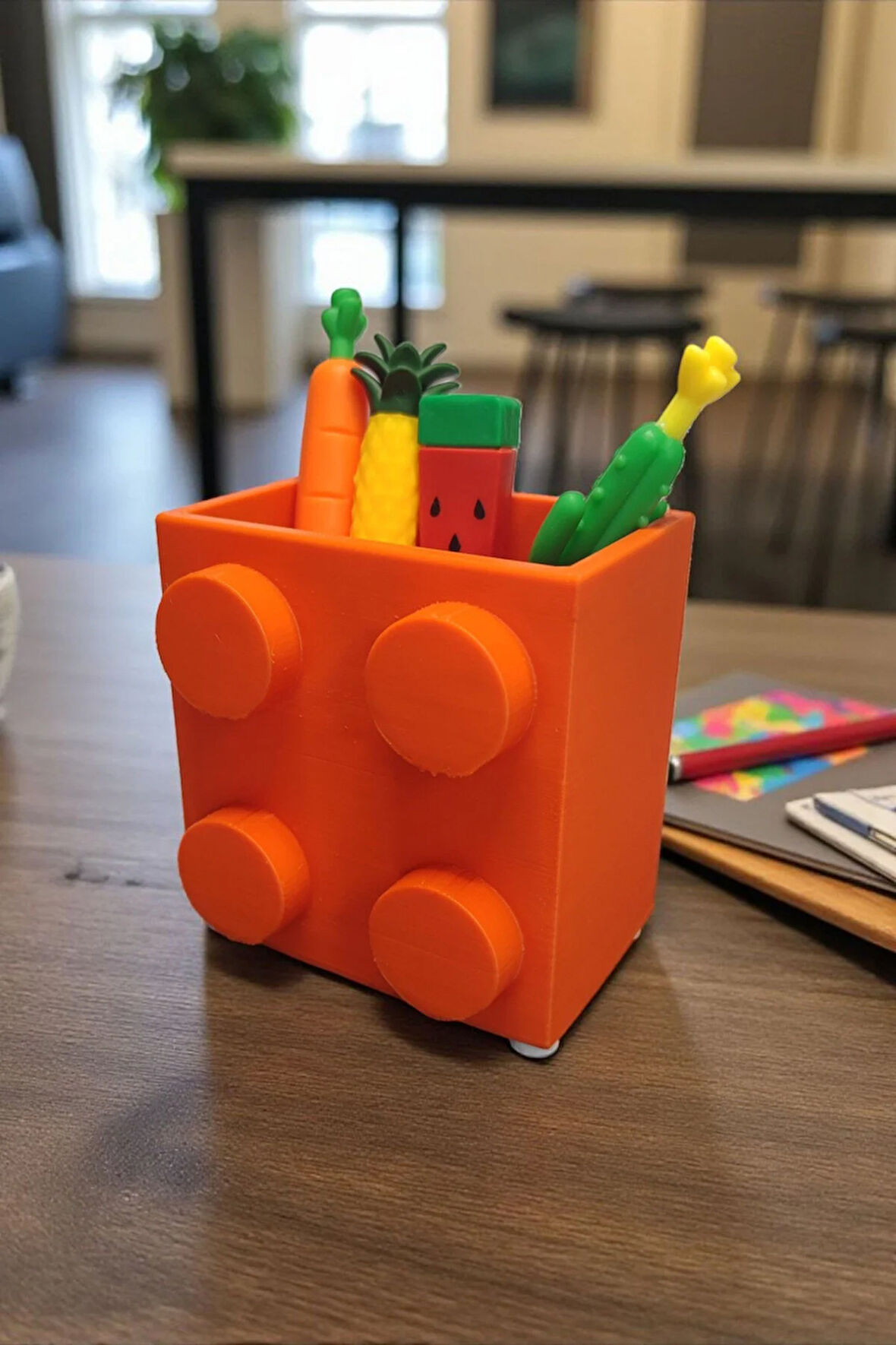 Dev Blok Tasarımlı Kalemlik Masaüstü Organizasyon Dekoratif Ofis Aksesuarı Turuncu