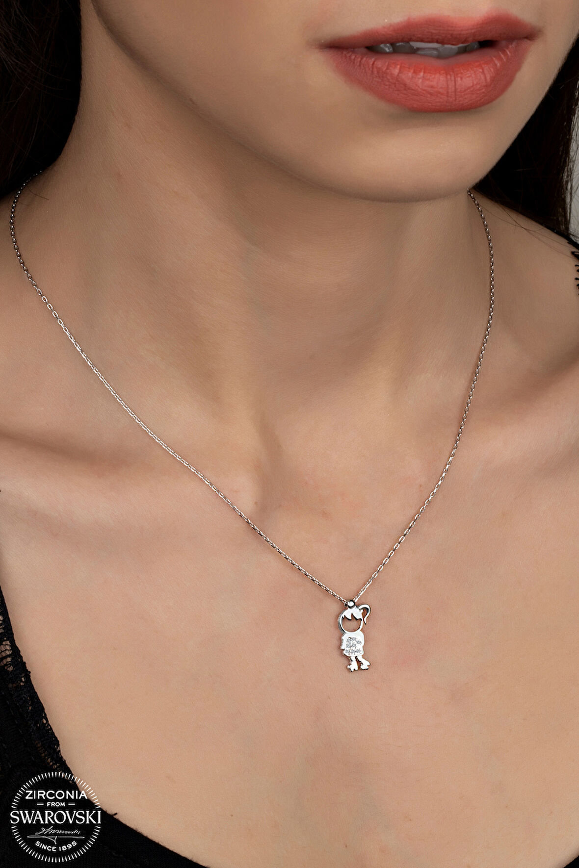SWAROVSKİ CRYSTAL KIZ ÇOCUK 925 AYAR GÜMÜŞ KOLYE