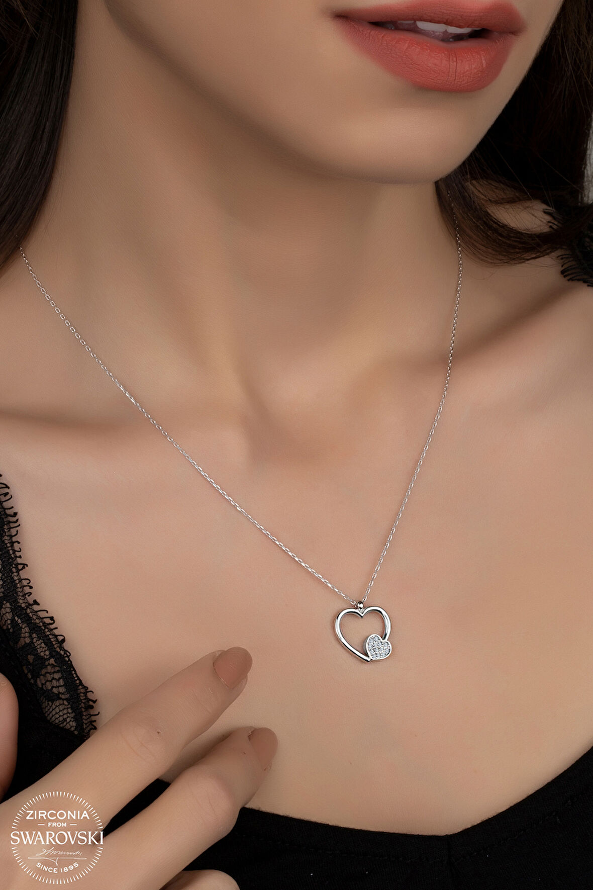 SWAROVSKİ CRYSTAL KALP  925 AYAR GÜMÜŞ KOLYE