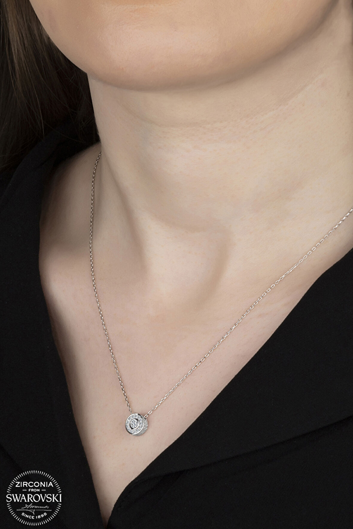 SWAROVSKİ CRYSTAL TEK TAŞ  925 AYAR GÜMÜŞ KOLYE