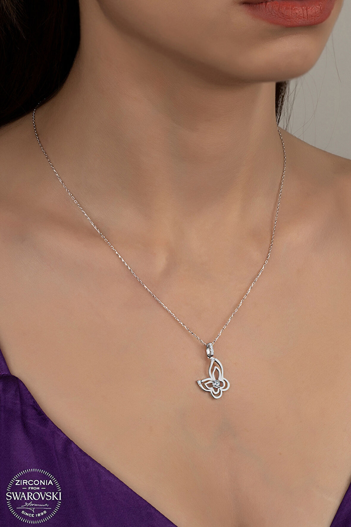 SWAROVSKİ CRYSTAL KELEBEK 925 AYAR GÜMÜŞ KOLYE