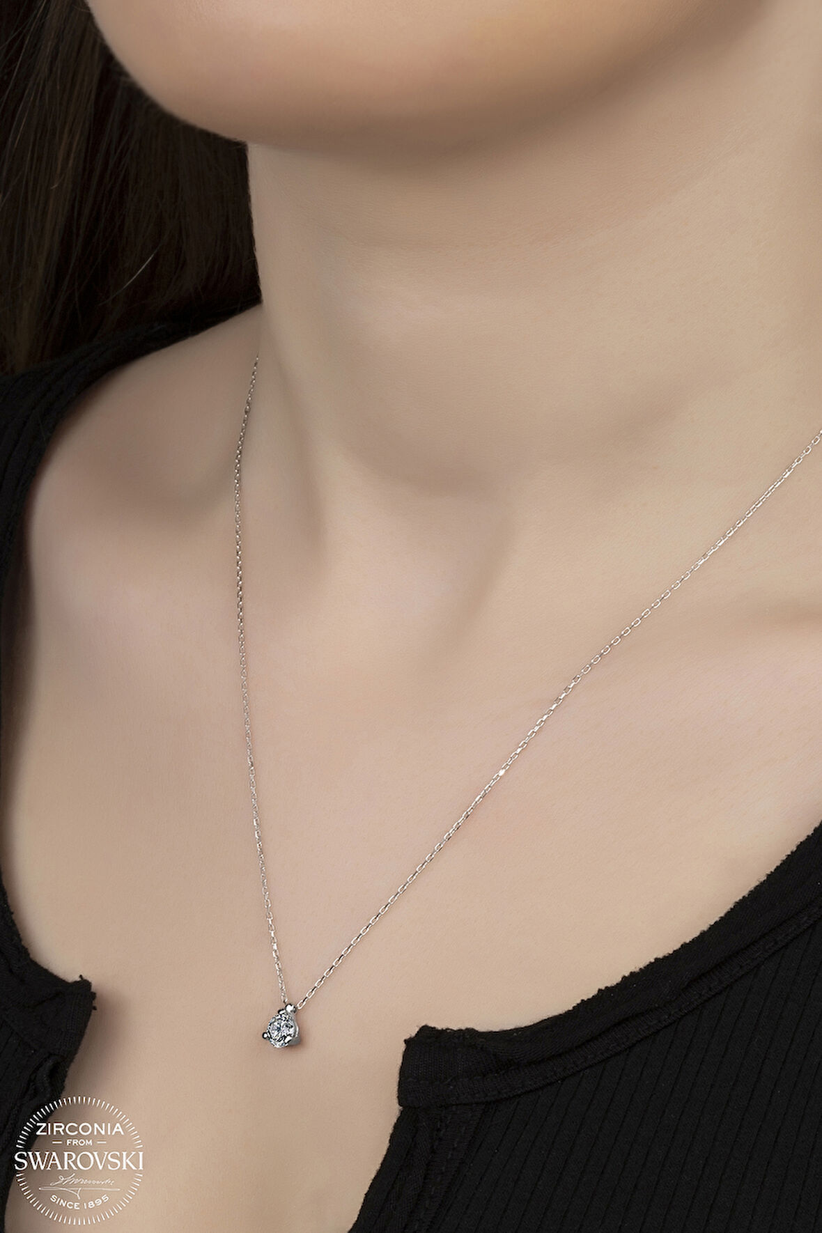 SWAROVSKİ CRYSTAL TEK TAŞ  925 AYAR GÜMÜŞ KOLYE
