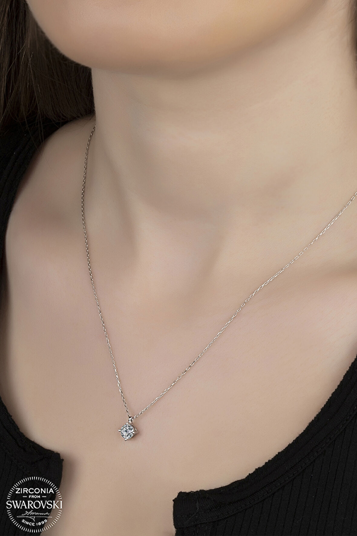 SWAROVSKİ CRYSTAL TEK TAŞ  925 AYAR GÜMÜŞ KOLYE