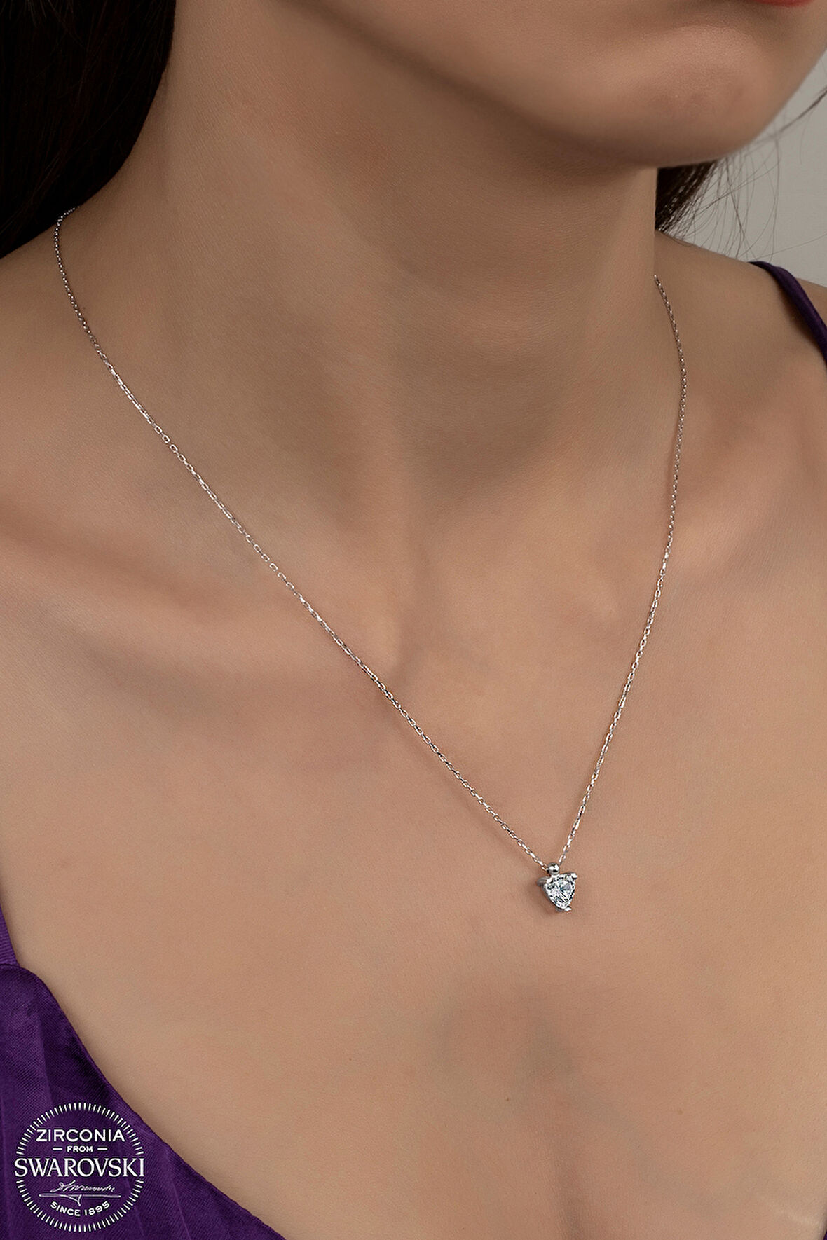 SWAROVSKİ CRYSTAL KALP TEK TAŞ  925 AYAR GÜMÜŞ KOLYE