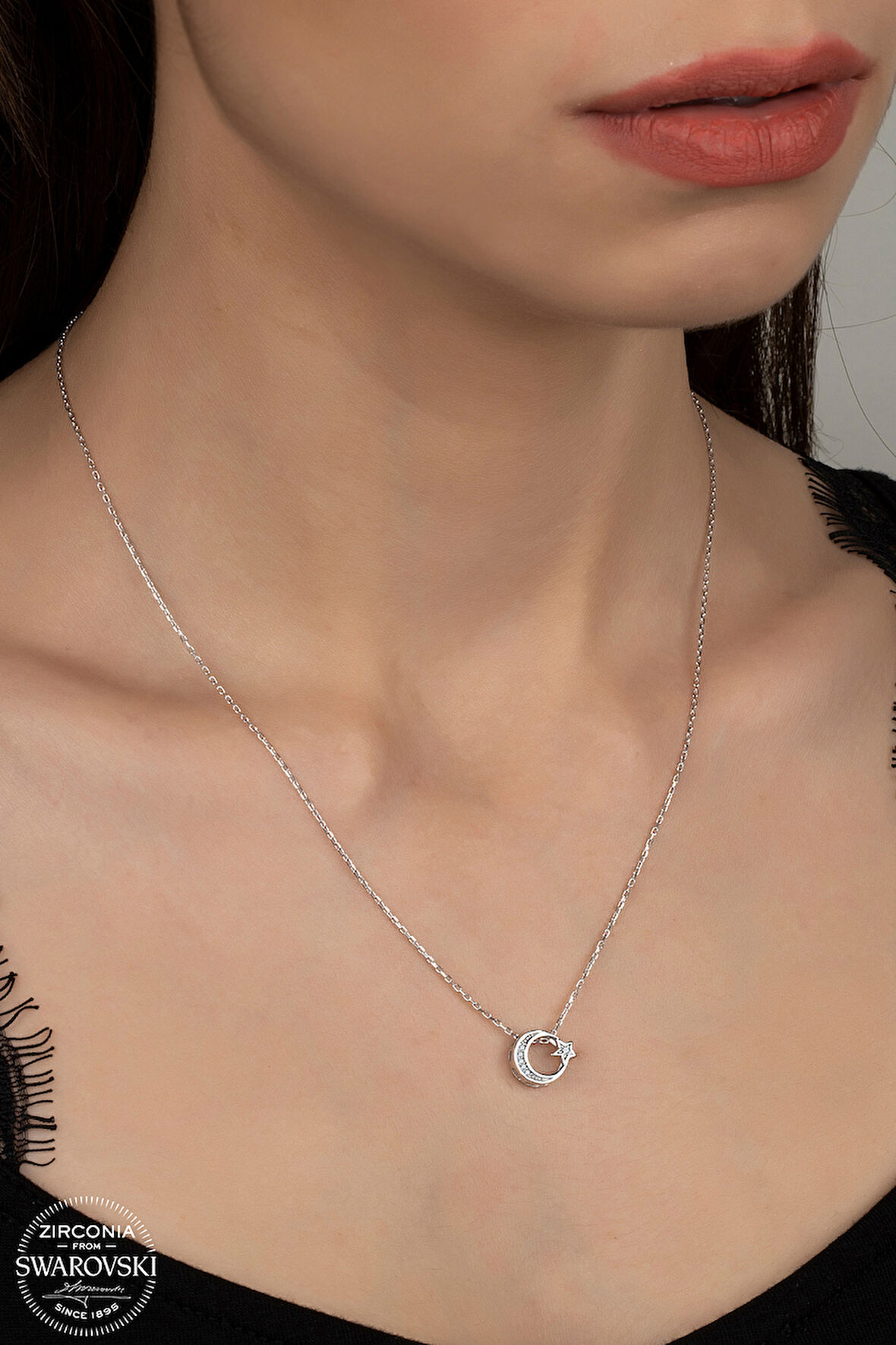 SWAROVSKİ CRYSTAL AY YILDIZ  925 AYAR GÜMÜŞ KOLYE
