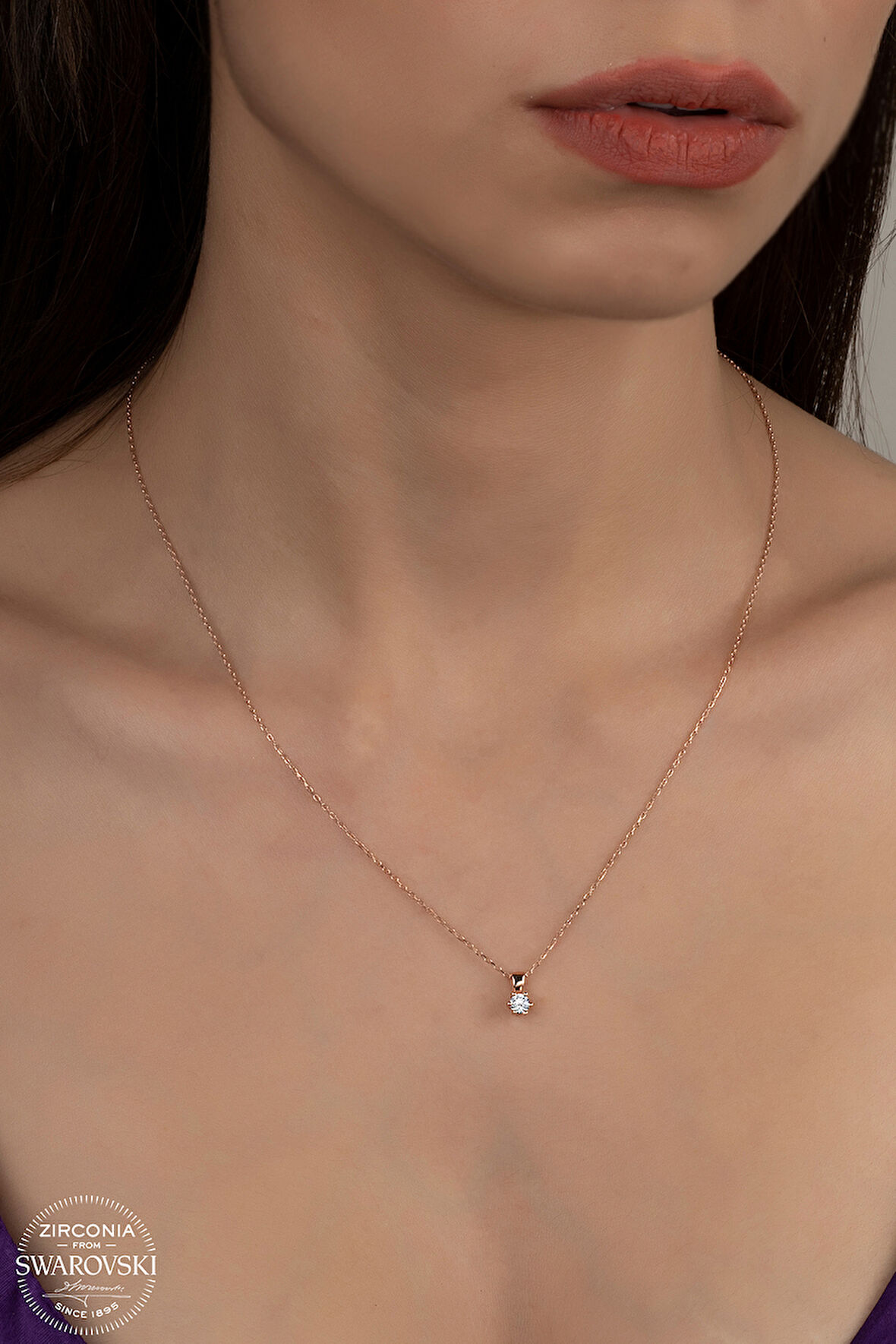 SWAROVSKİ CRYSTAL TEK TAŞ  925 AYAR GÜMÜŞ KOLYE