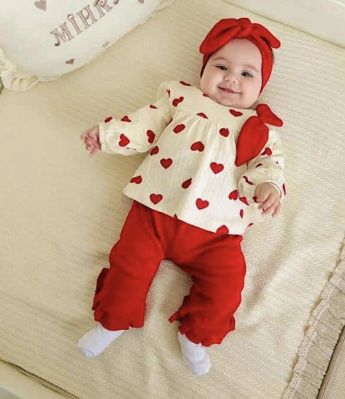 Kız bebek büyük kalp desenli 3’lü takım 