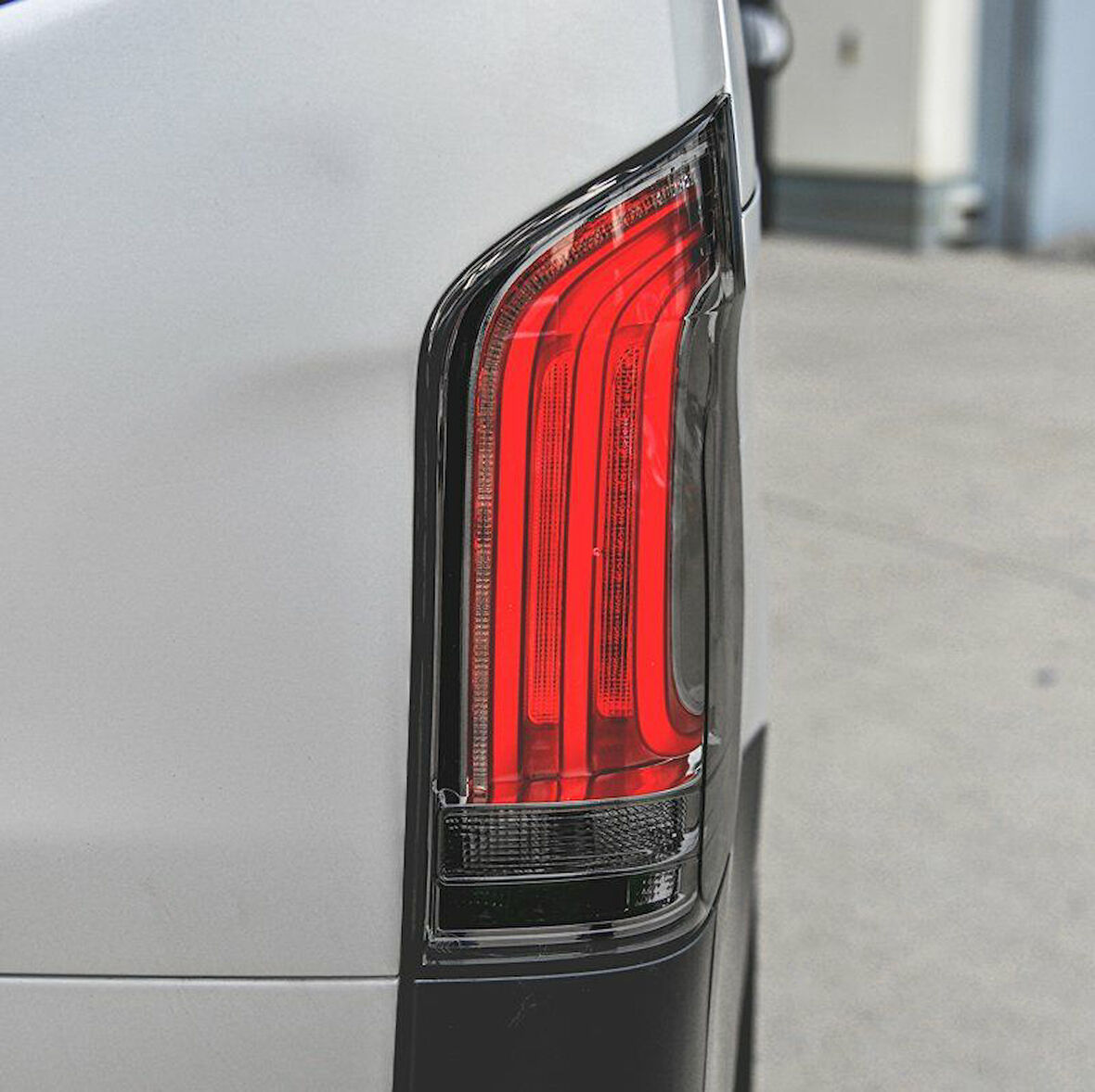 Mercedes W447 Vito 2015-2019 Uyumlu Led Stop Smoke