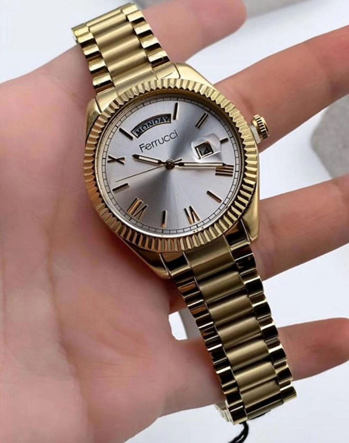 Gün&Tarih Göstergeli Çelik Gold Renk Business Erkek Kol Saati