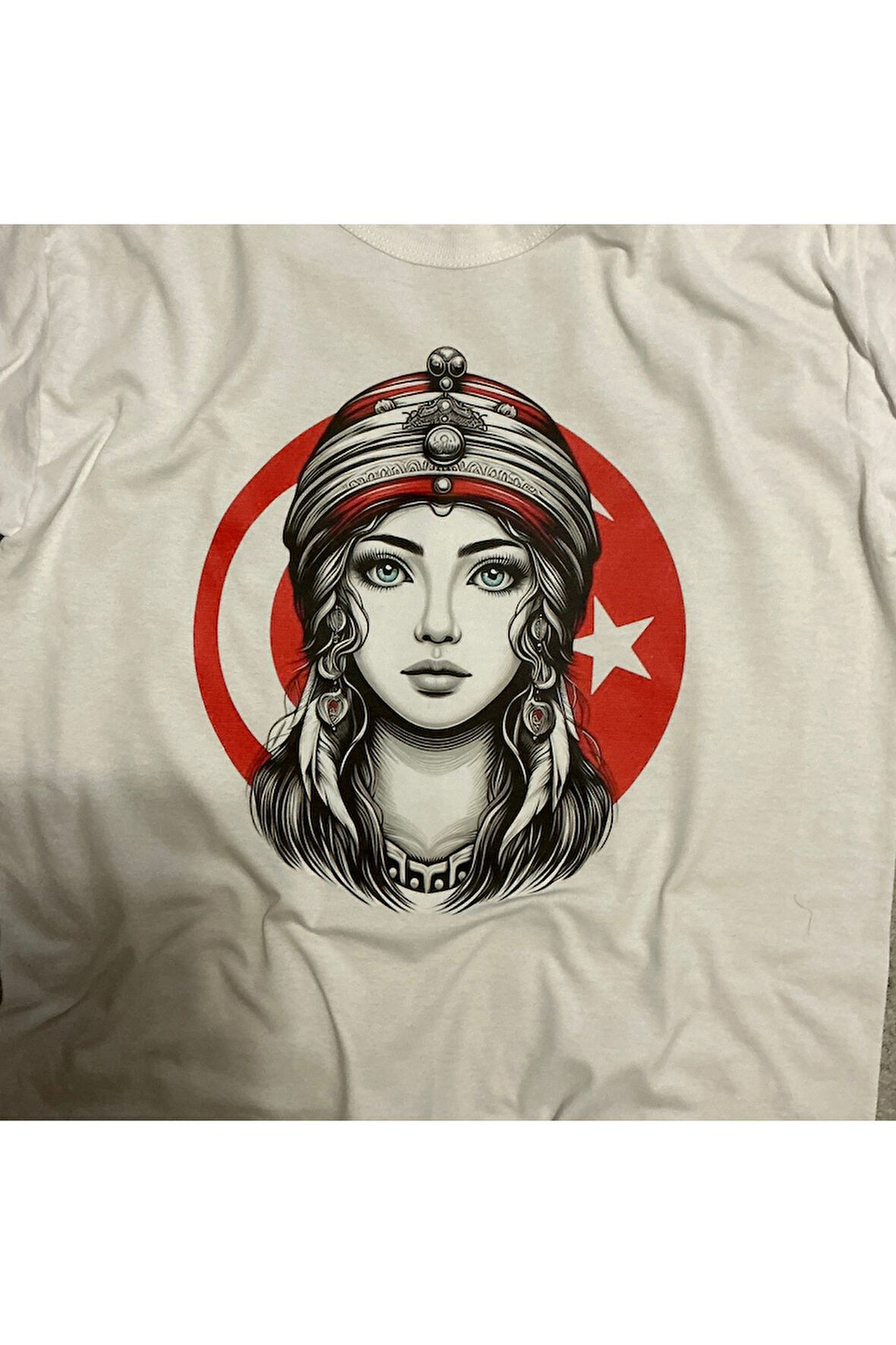 Güçlü Türk Kadını Baskılı Tişört