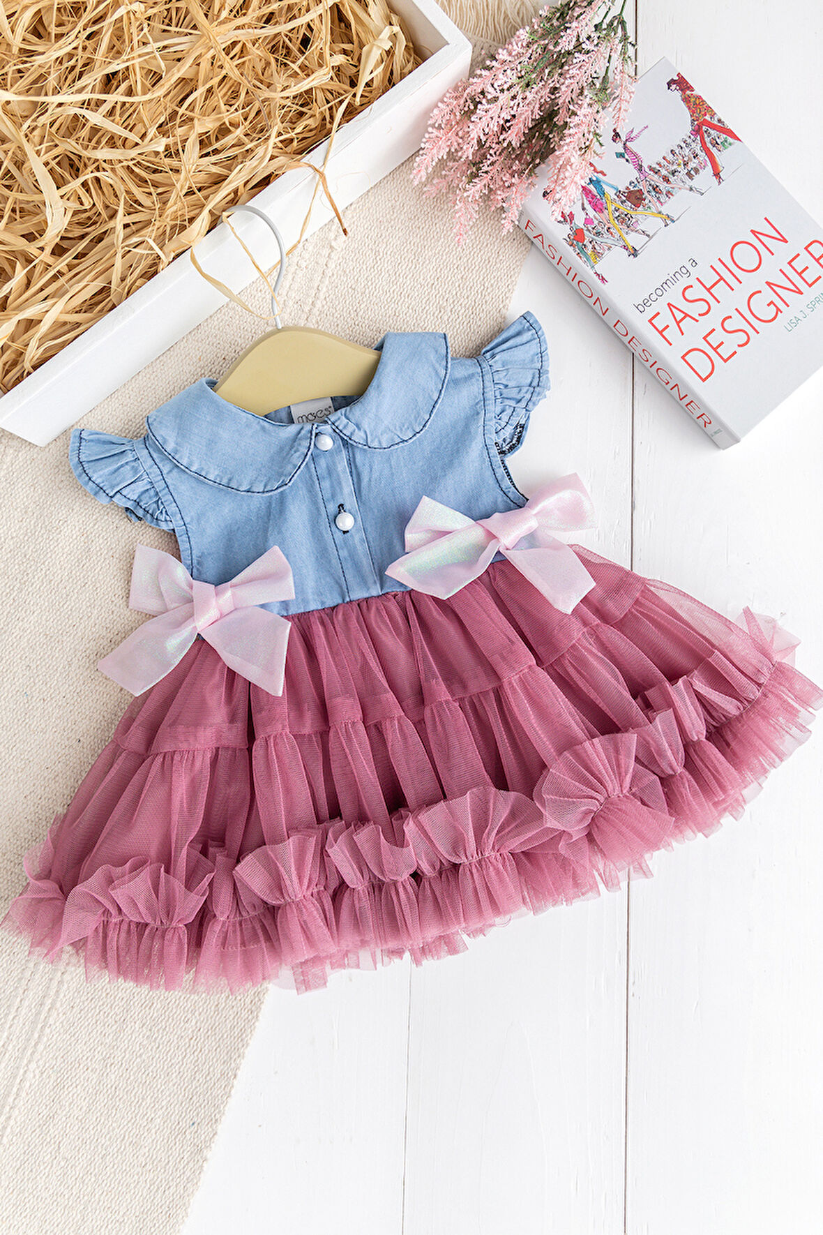 Fiyonklu Bebe YakaTüllü  Şık Dogum Günü Özel Gün Kız Bebek Elbise