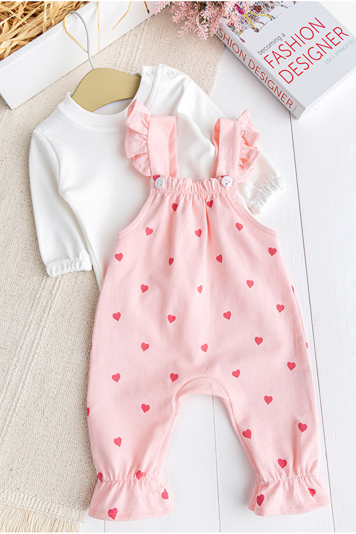 Minik Kalp Desenli Kız Bebek Salopet Tulum Takım Set