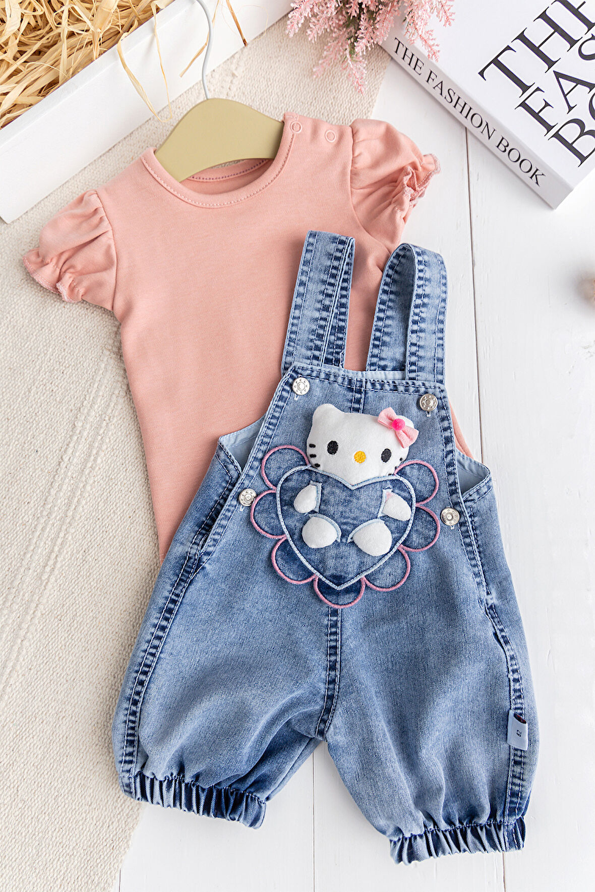 Oyuncak Kedili Kalp Desenli Denim Yazlık Kız Bebek Kot Salopet Tulum Takım 