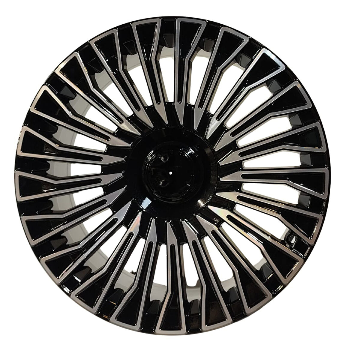 4 lü Takım SONİC 1022 8*18 5*112 ET38 66.6 BLACK MACK JANT