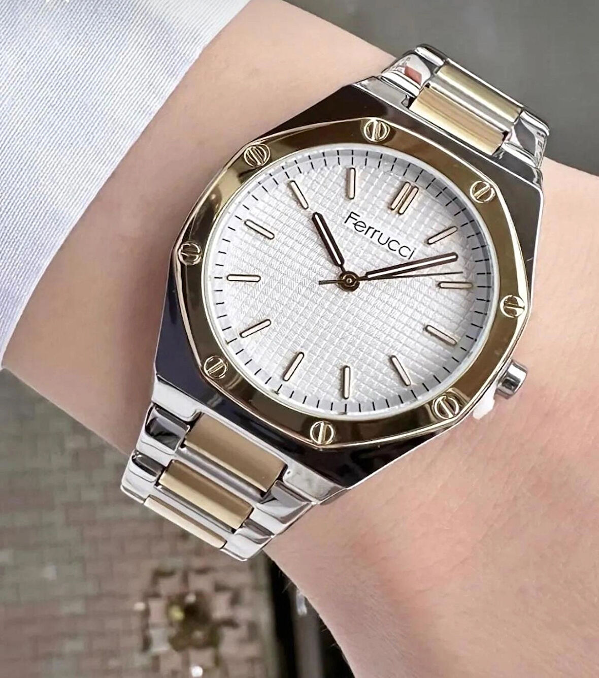 Ferrucci Çelik Kordon Şık Kadın Kol Saati