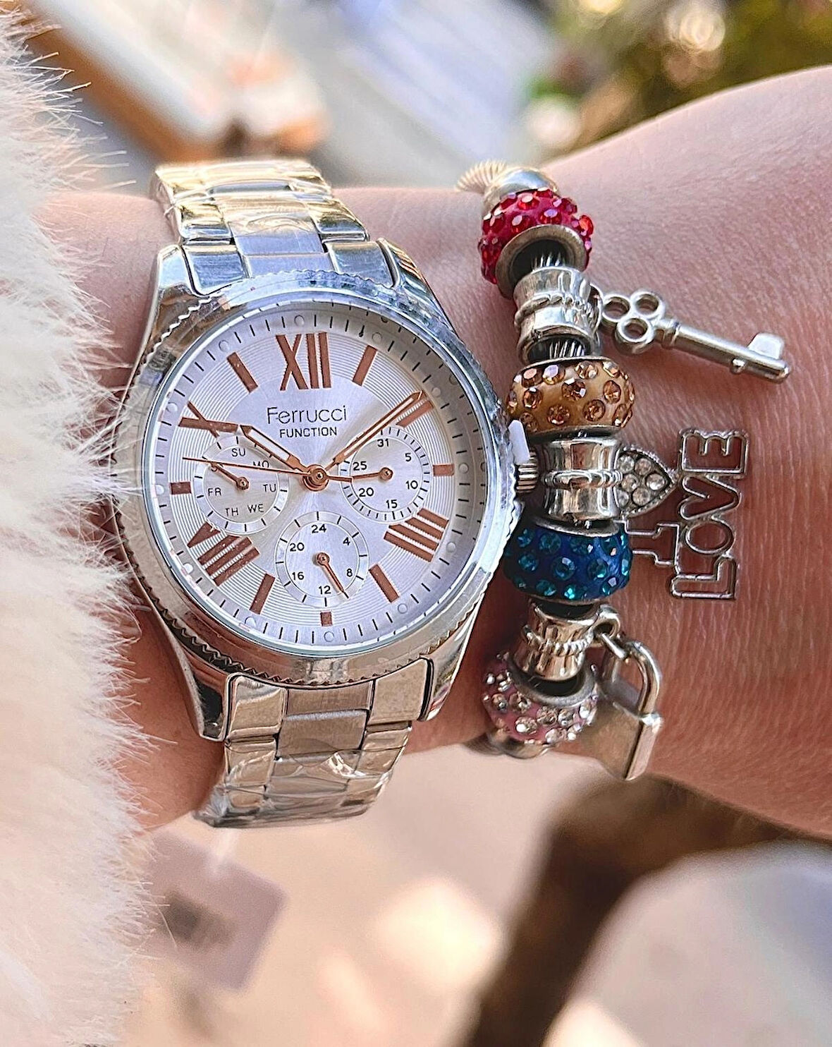 Fonksiyonlu Çelik Kordon Gümüş Renk Kadın Kol Saati+Bileklik Hediye