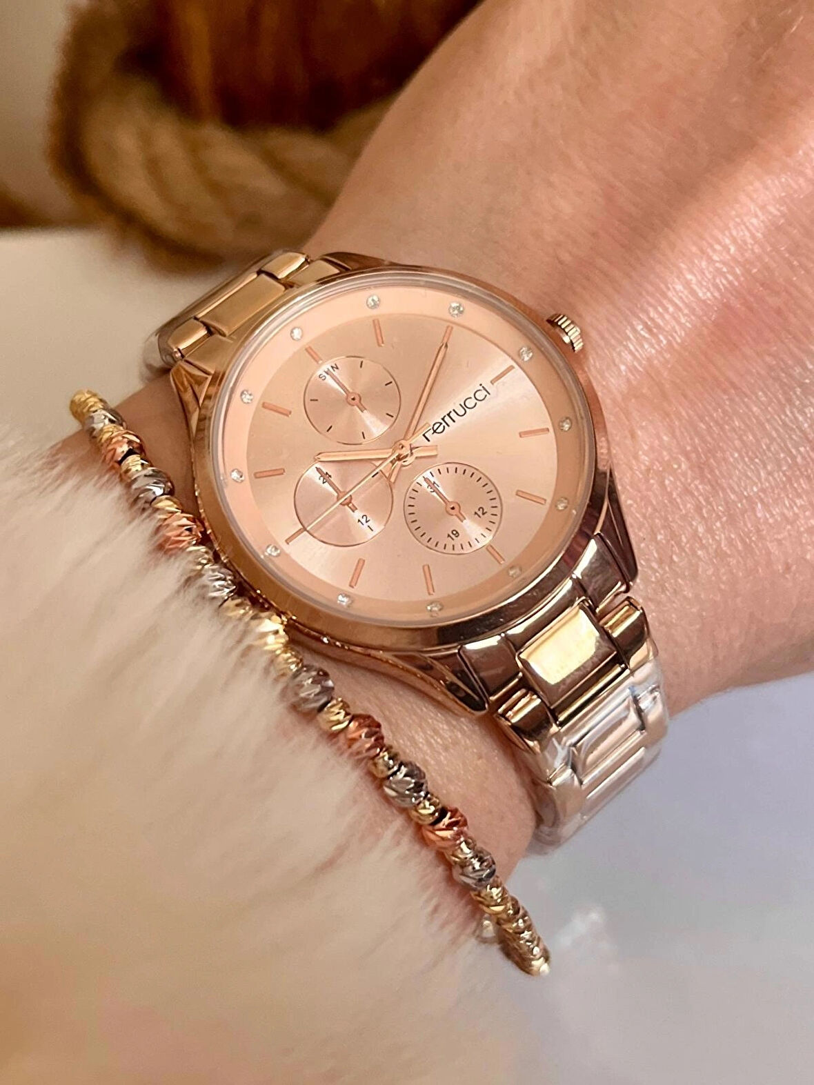 Ferrucci Rose Çelik Şık Kadın Kol Saati+Dorika Bileklik Hediyeli