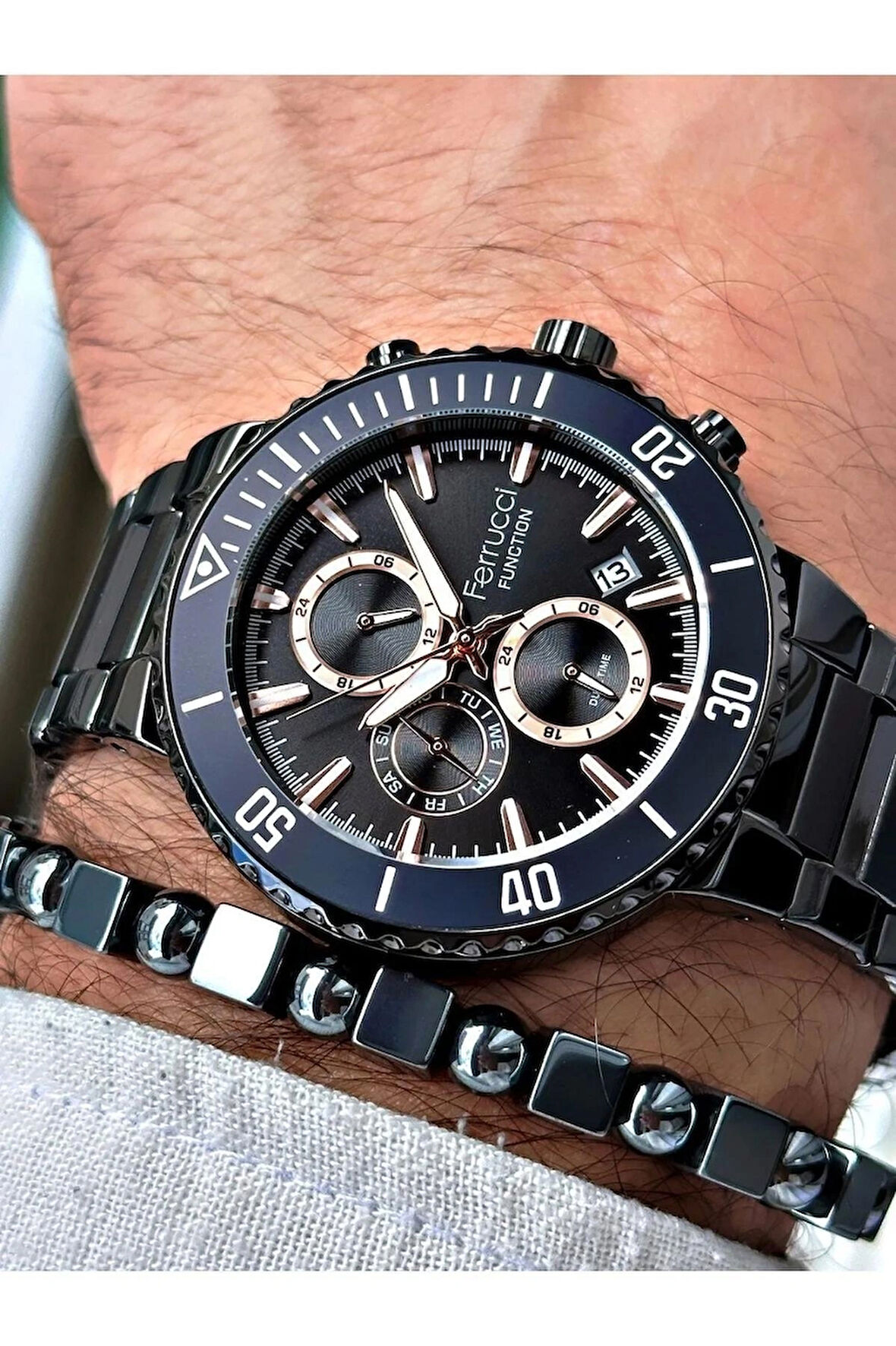 Ferrucci Siyah Renk Fonksiyonlu Takvimli Spor Model 40MM Erkek Kol Saat