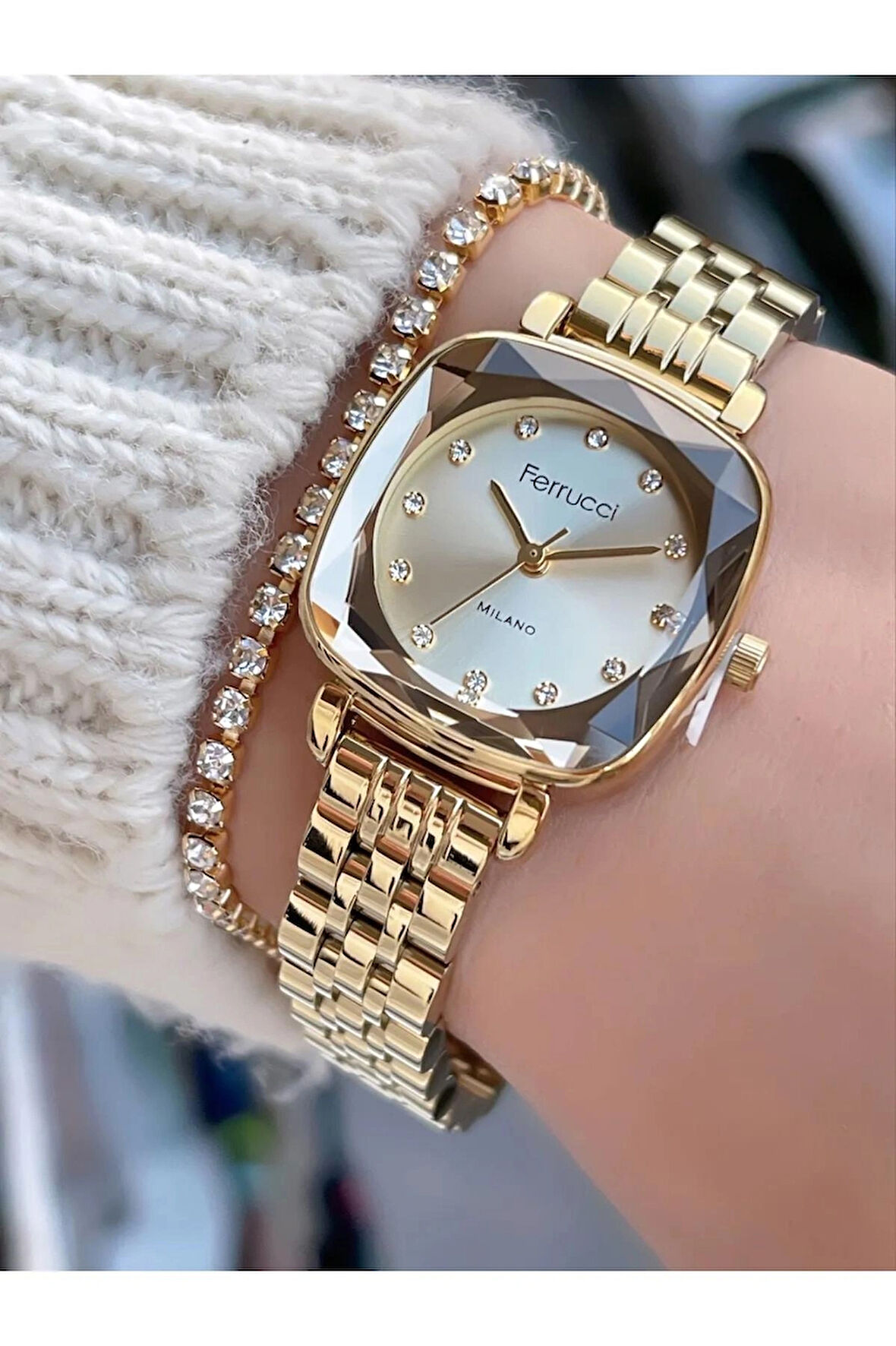 Ferrucci Retro Model Kare Kadın Kol Saati+Bileklik Hediye