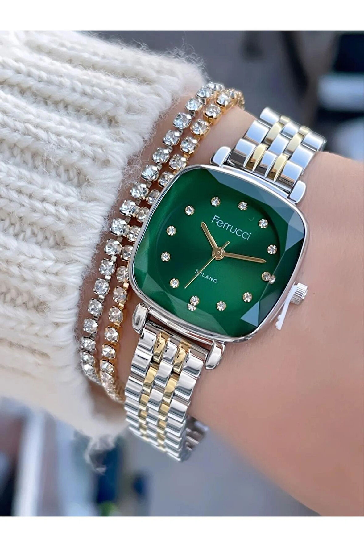 Ferrucci Retro Model Kare Kadın Kol Saati+Bileklik Hediye