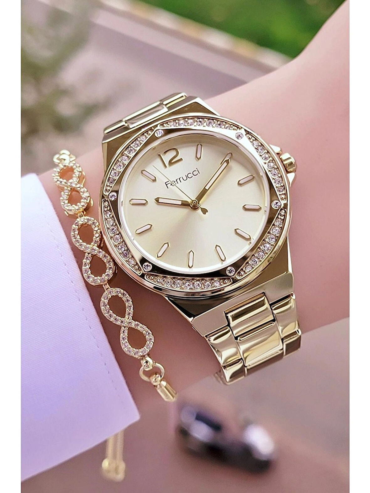 Ferrucci Gold Taşlı Şık Kasa Çelik Kadın Kol Saat+Bileklik Hediyeli