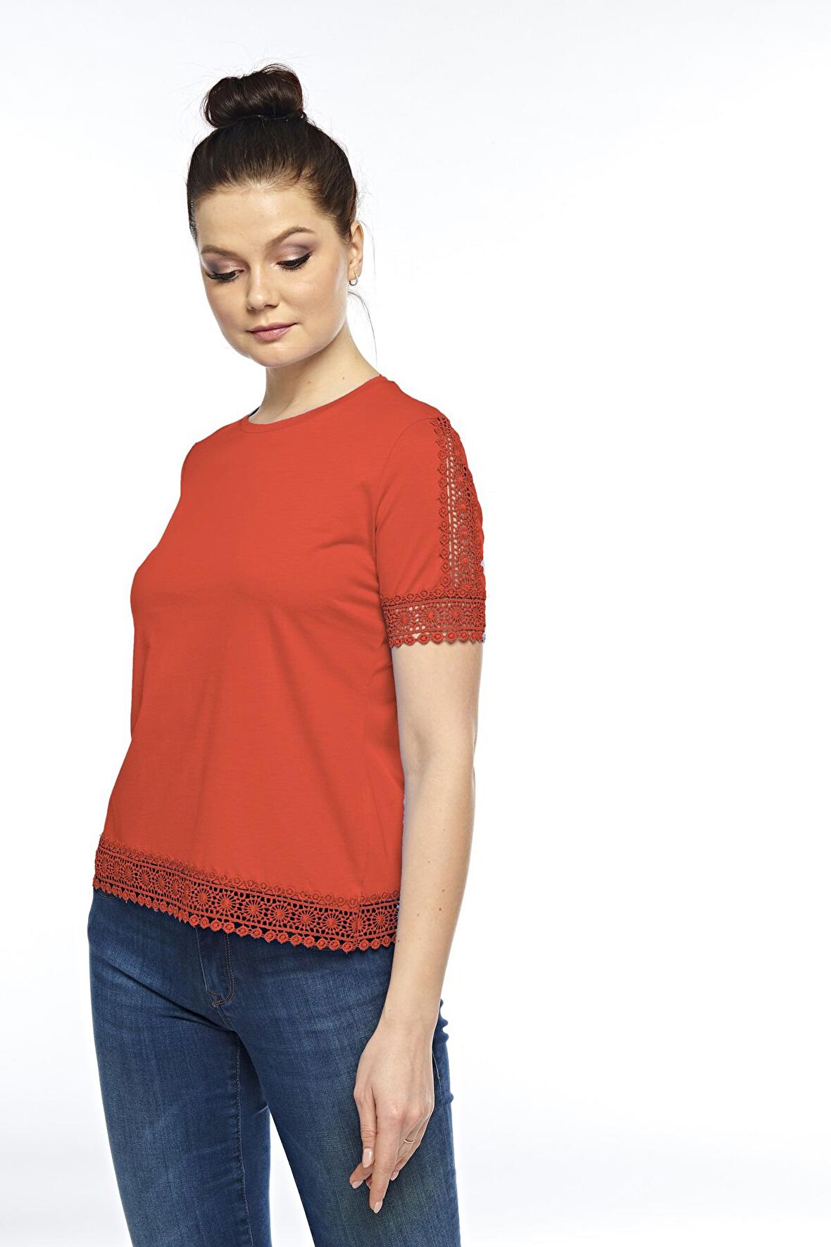 Kadın Pamuklu Modal Kısa Kollu Üst Comfort Fi̇t Güpürlü Tişört - 2416