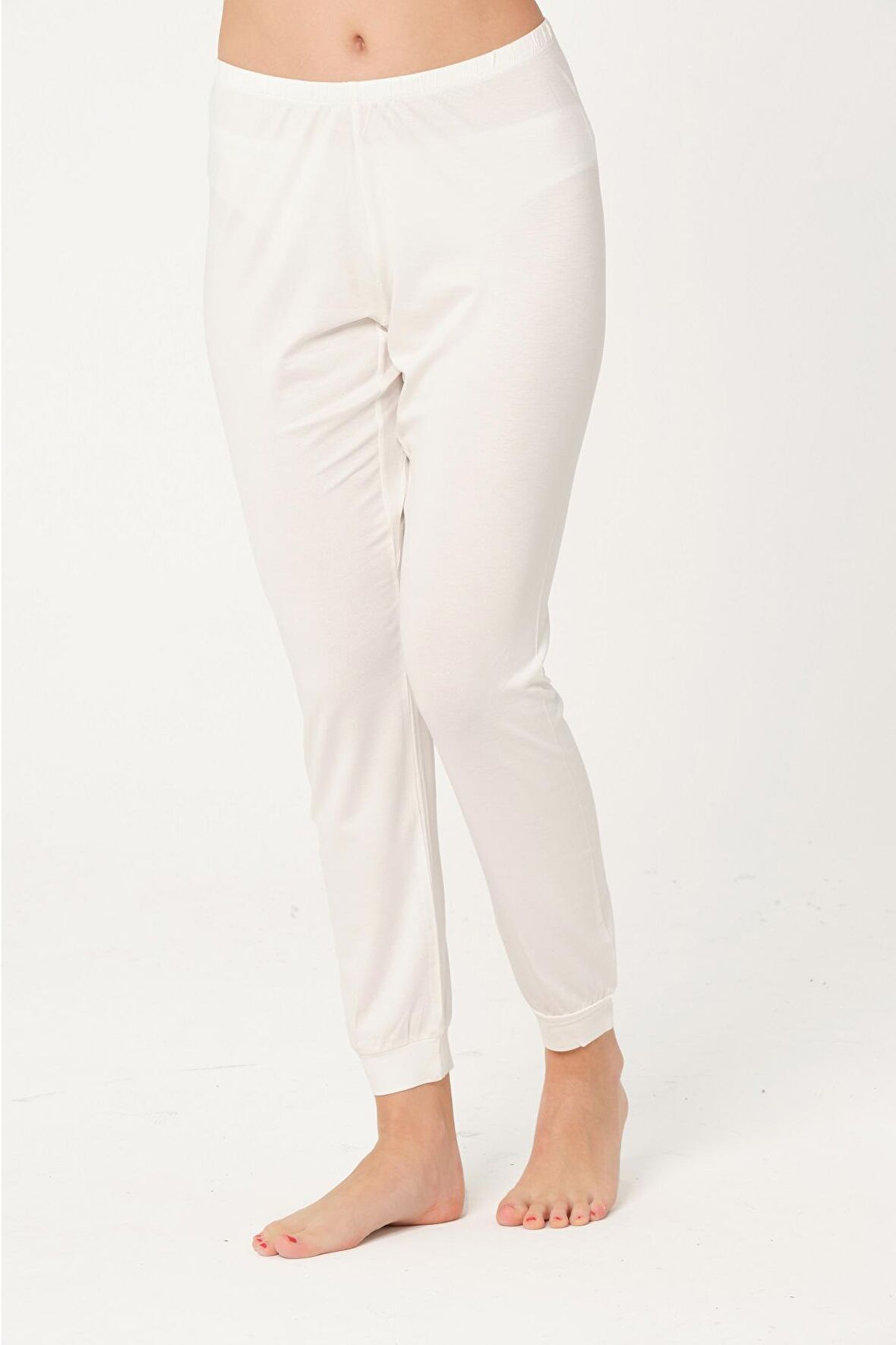 Kadın Comfort Fi̇t Uzun Biyeli İnce Paçalı Alt - 3944