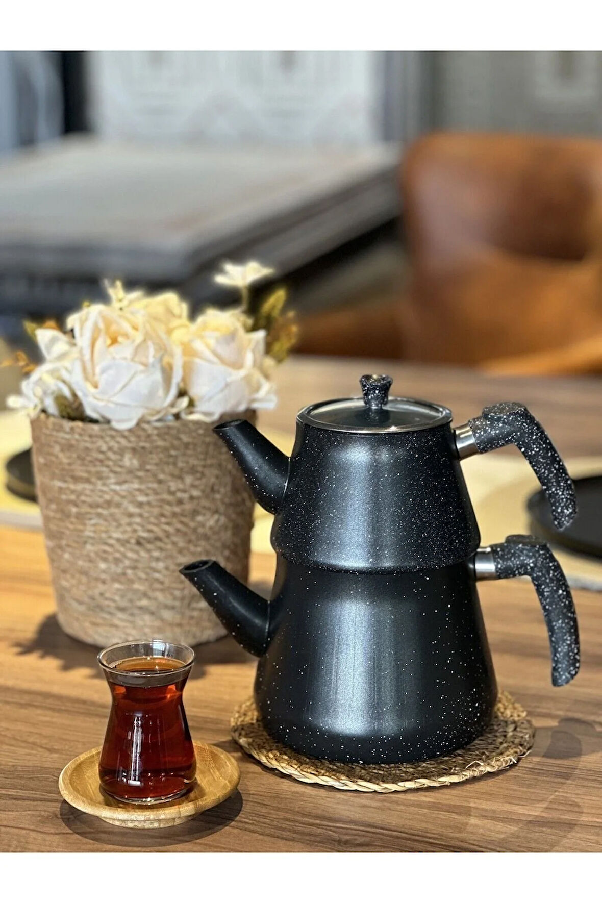 Granit Kaplama Piramit Cam Kapaklı Çaydanlık Siyah