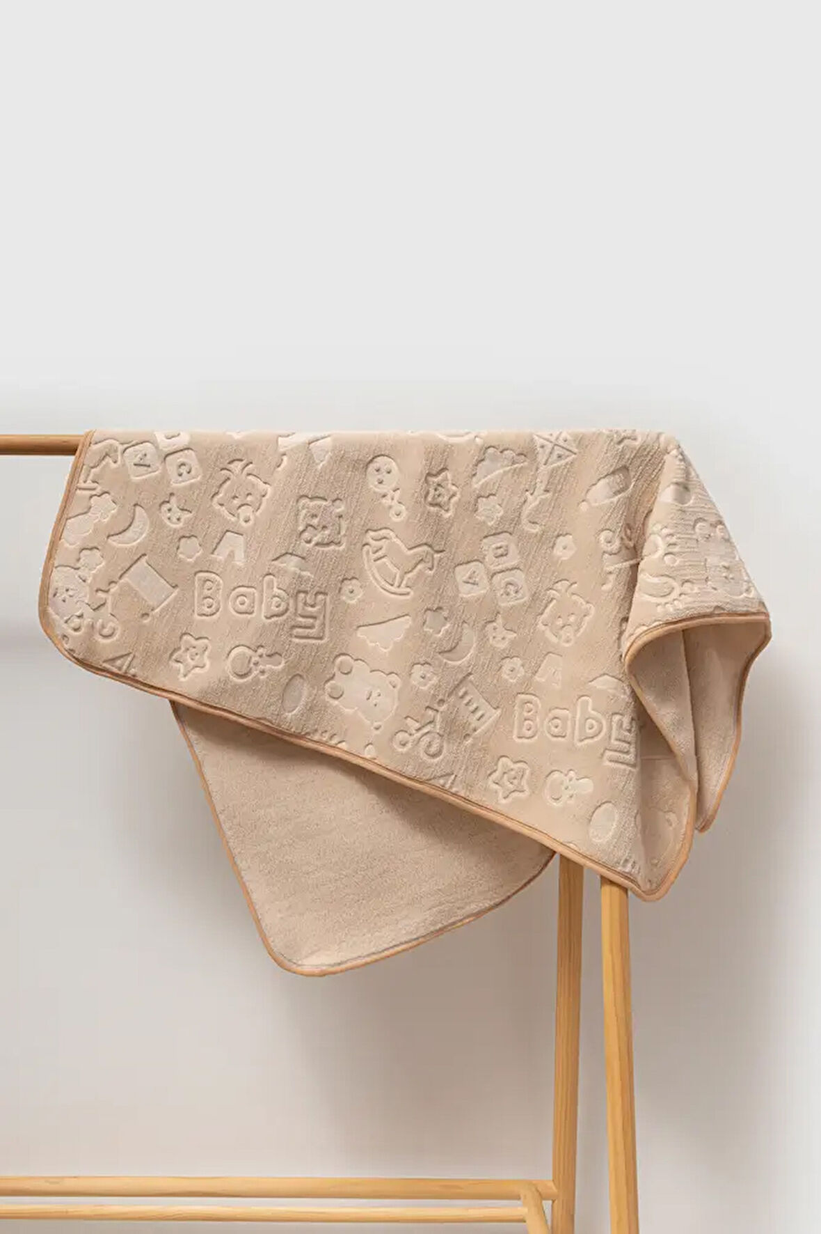 Numa Bebek Battaniyesi 100x120 cm Kabartmalı Desenli