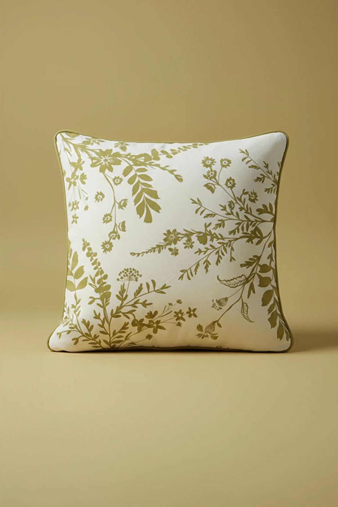 Olira Yeşil Çiçek Desenli Kırlent Kılıfı 45x45