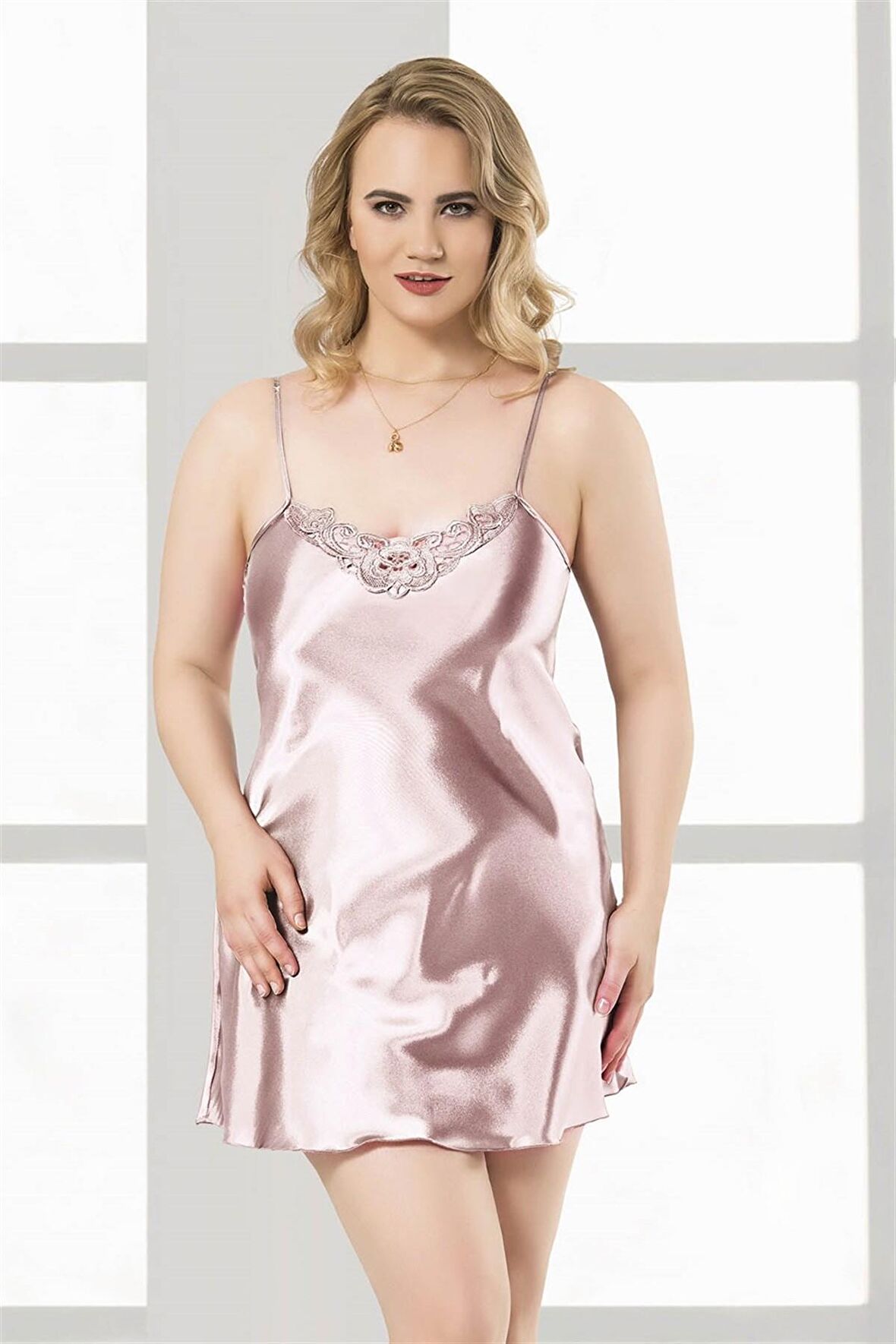 Aria's Closet Büyük Beden Somon Kısa Saten Gecelik