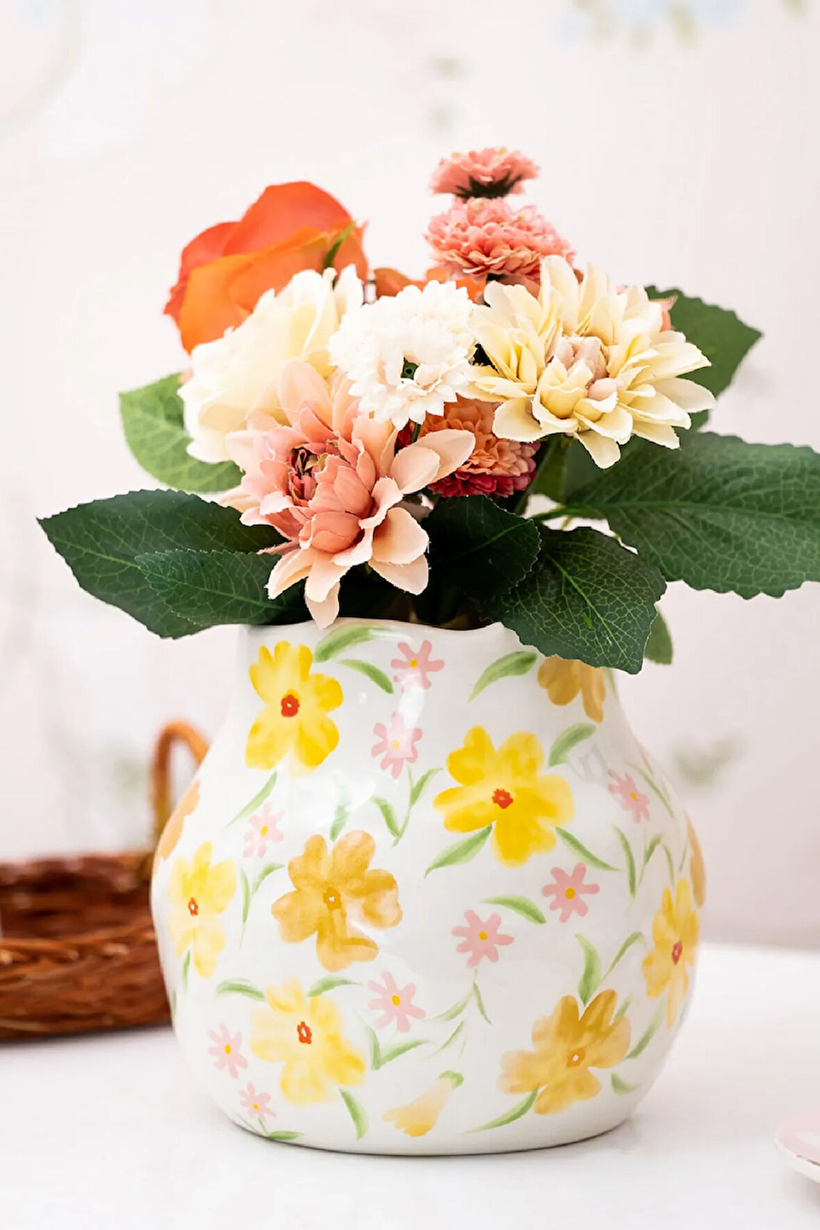 Karaca Home Spring Çiçek Desenli Vazo Sarı