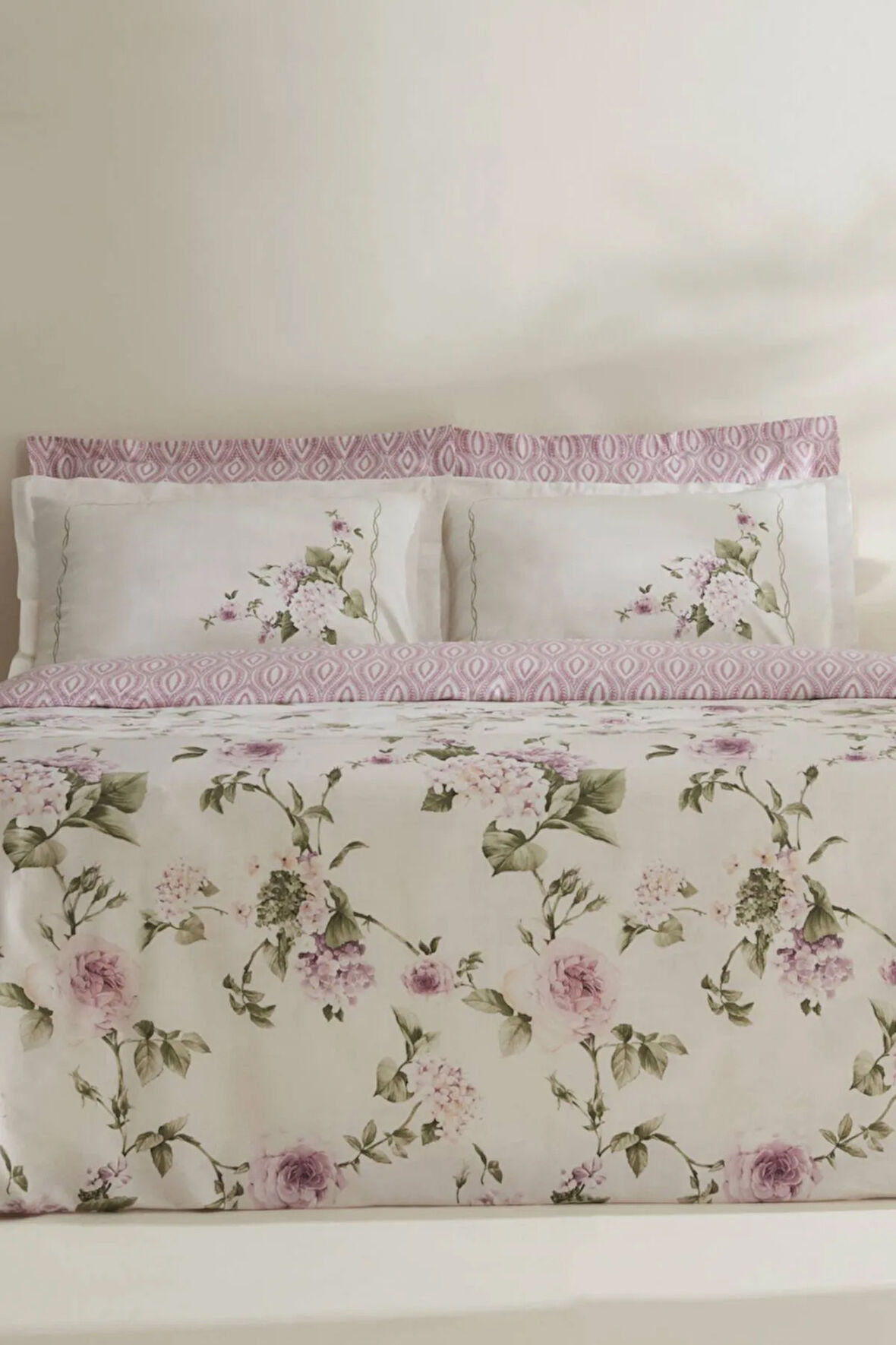 Karaca Home Rosales %100 Pamuk 120 Tel Çift Kişilik Saten Nevresim Takımı 