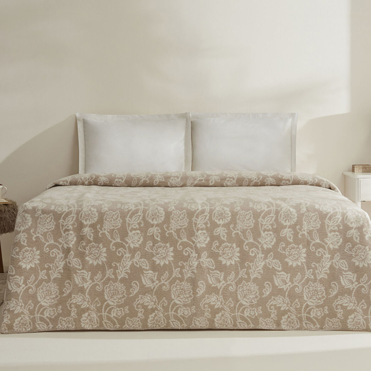 Karaca Home Glorinda Çift Kişilik Akrilik Battaniye Açık Kahve