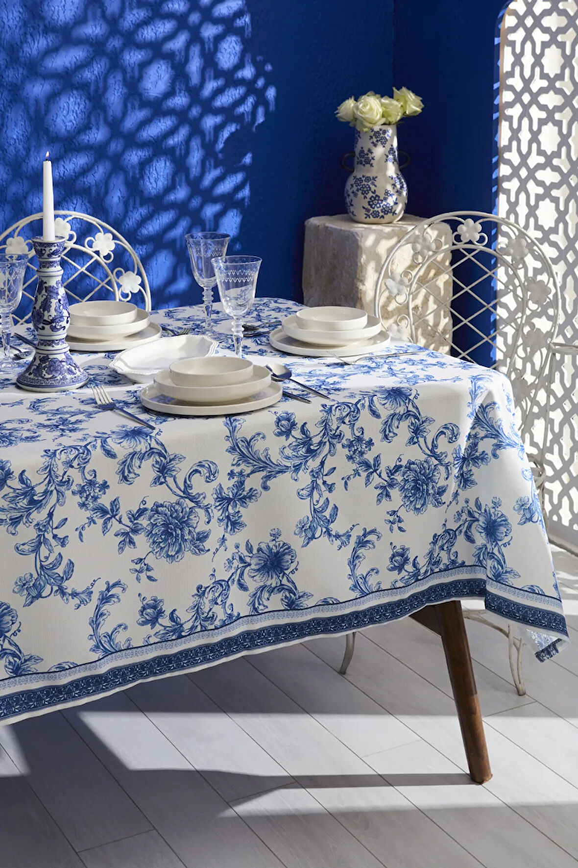 Karaca Home Rosario Dertsiz Masa Örtüsü 150X220 cm