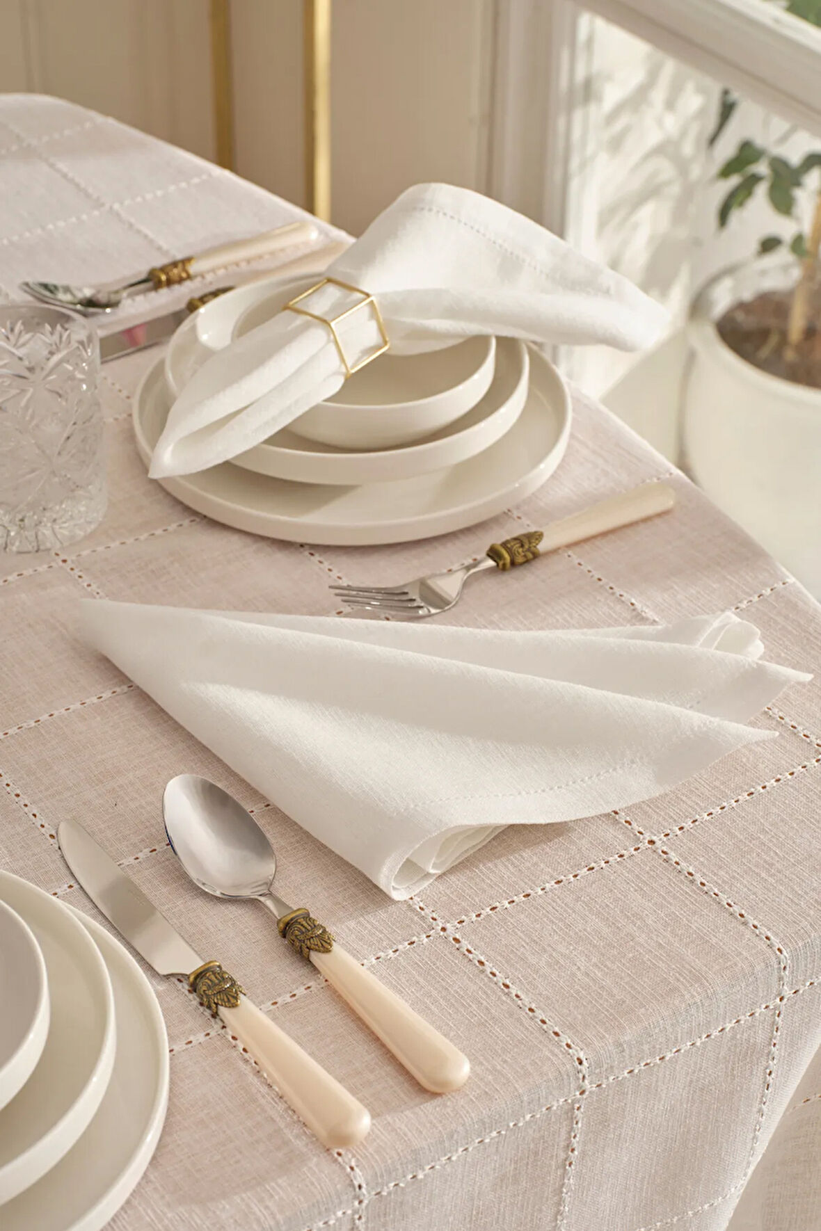 Karaca Home Lalisa 2'li Dertsiz Kumaş Peçete 45X45 cm Beyaz