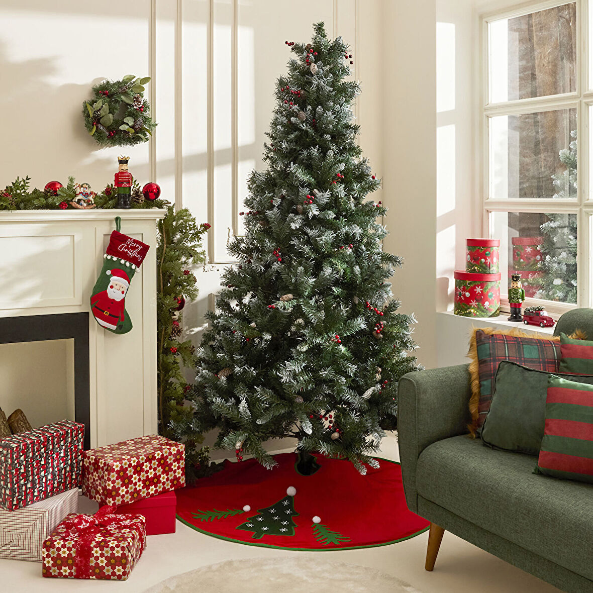 Karaca Home New Year Yılbaşı Karlı Kokina ve Kozalaklı Yılbaşı Çam Ağacı 210 cm 1093 Dal