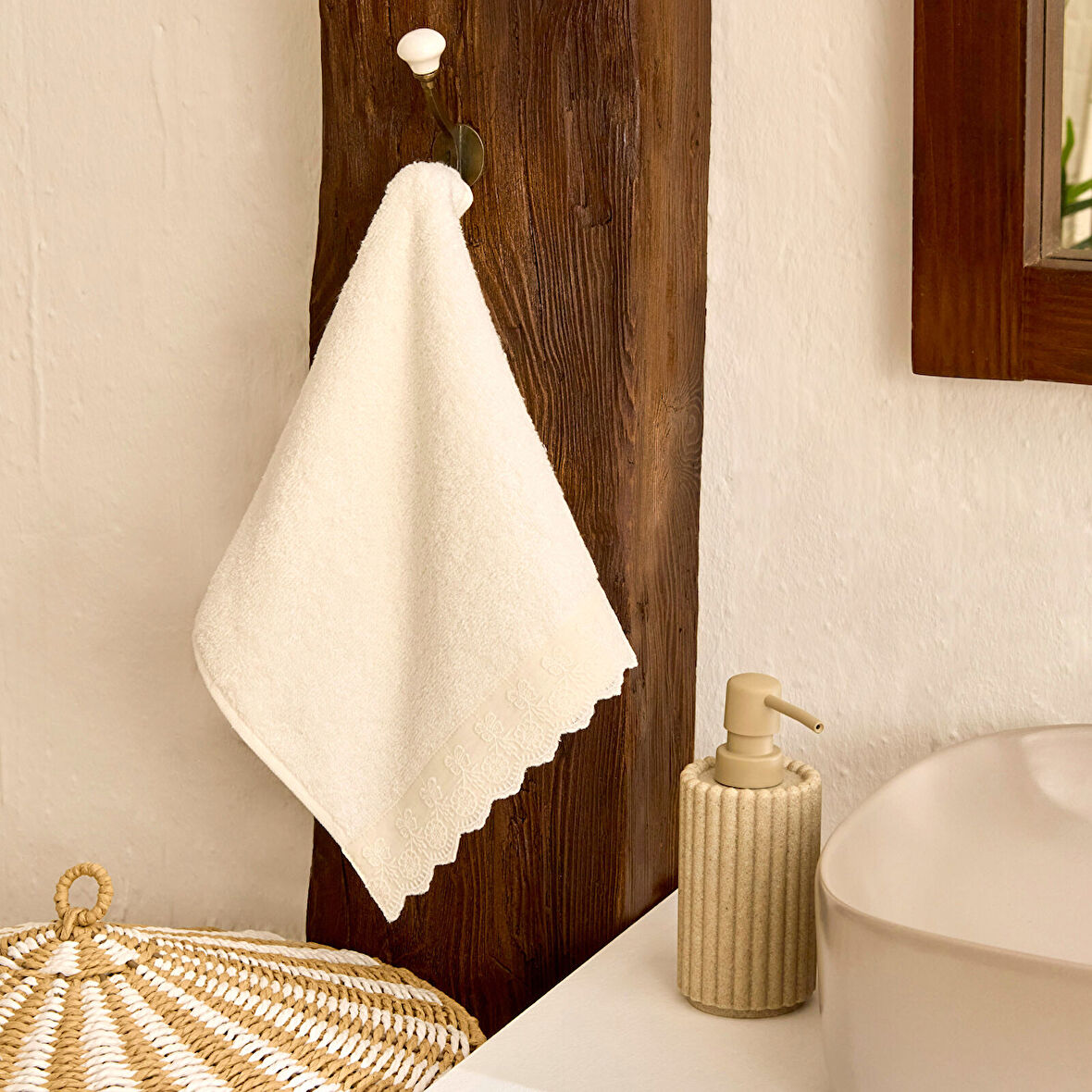 Karaca Home Artisan Cluster %100 Pamuk El Havlusu Ekru 30x50 cm