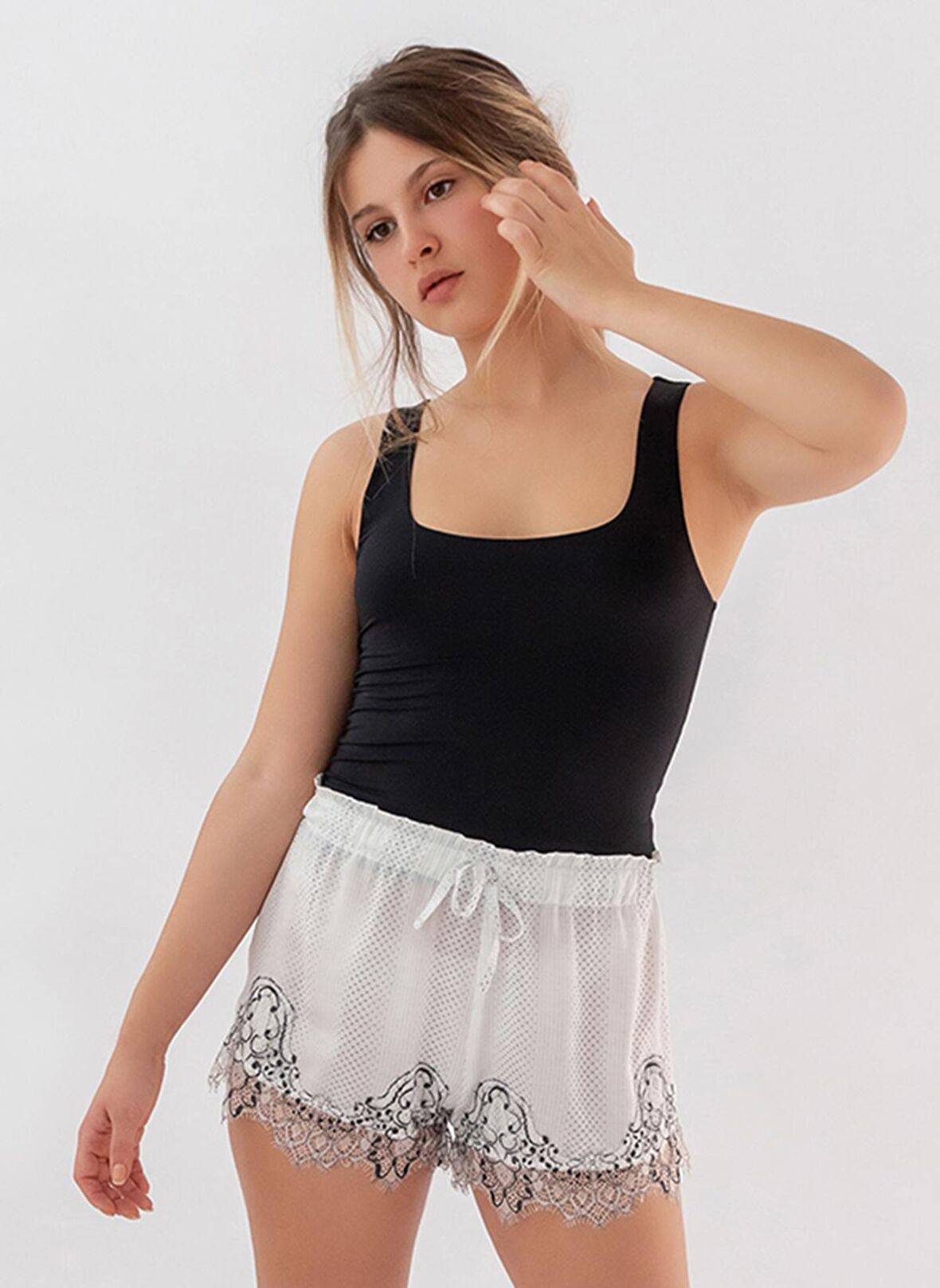 Hays Siyah Kadın İç Giyim Askılı Atlet