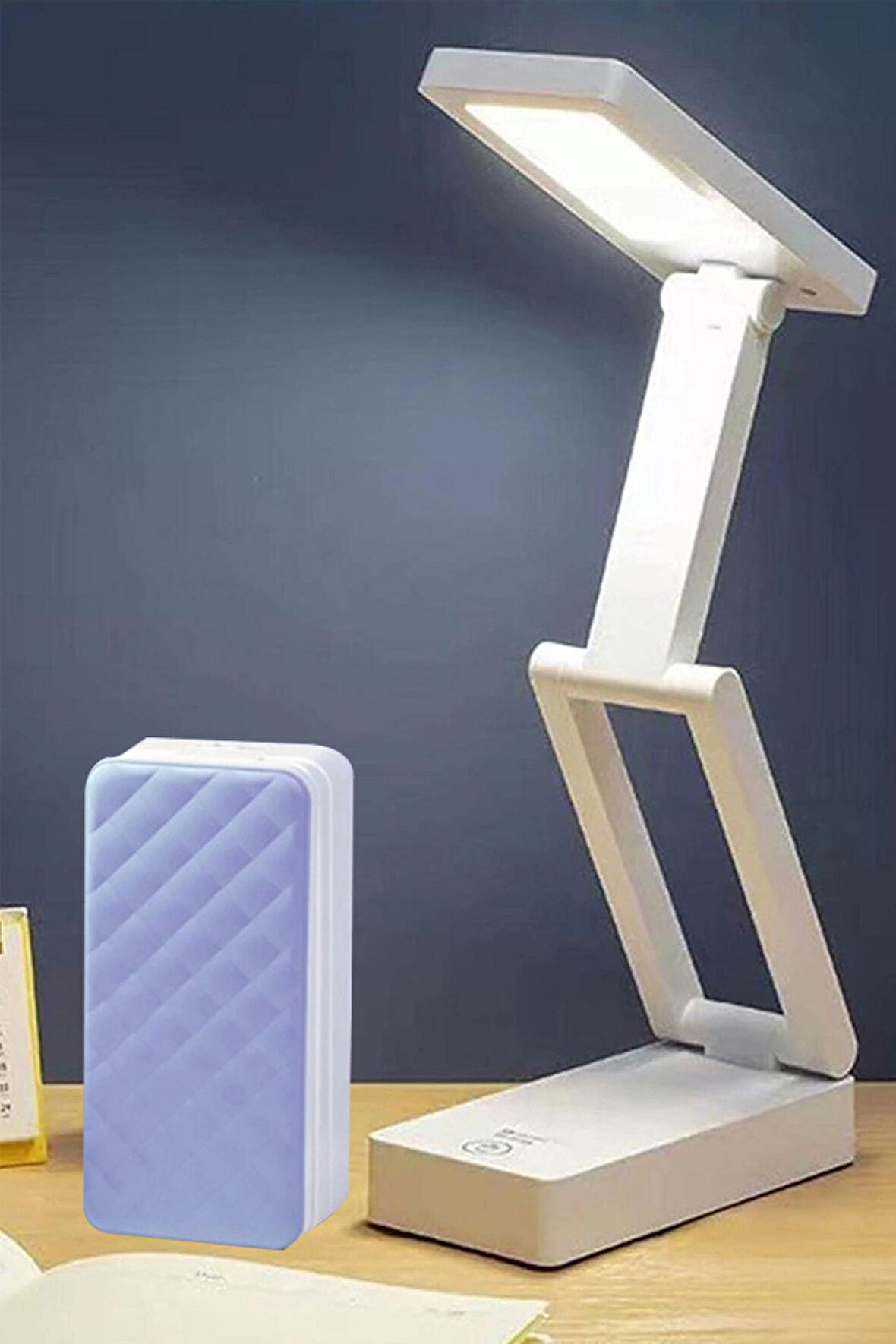 Greentech Masaüstü Şarjlı Katlanabilir Portatif LED Aydınlatma / GT-CL11P