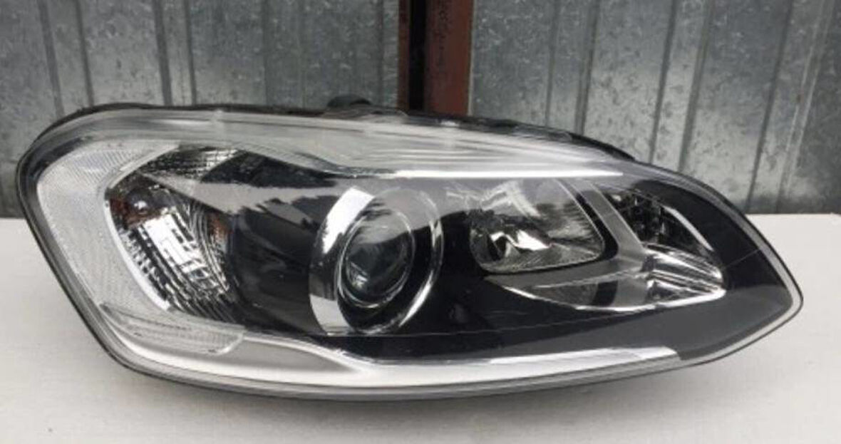 VOLVO XC 60 2019-2023 R SYD1049  FAR CAMI MARKA İLE UYUMLU