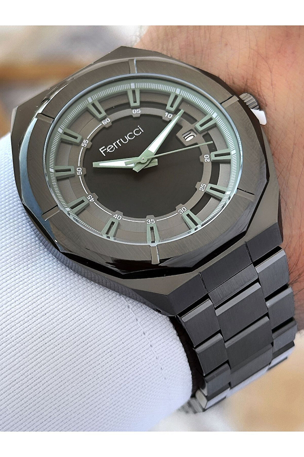 Özel Tasarım Takvimli 3 Atm Su Geçirmez Çelik Kordon Erkek Kol Saati