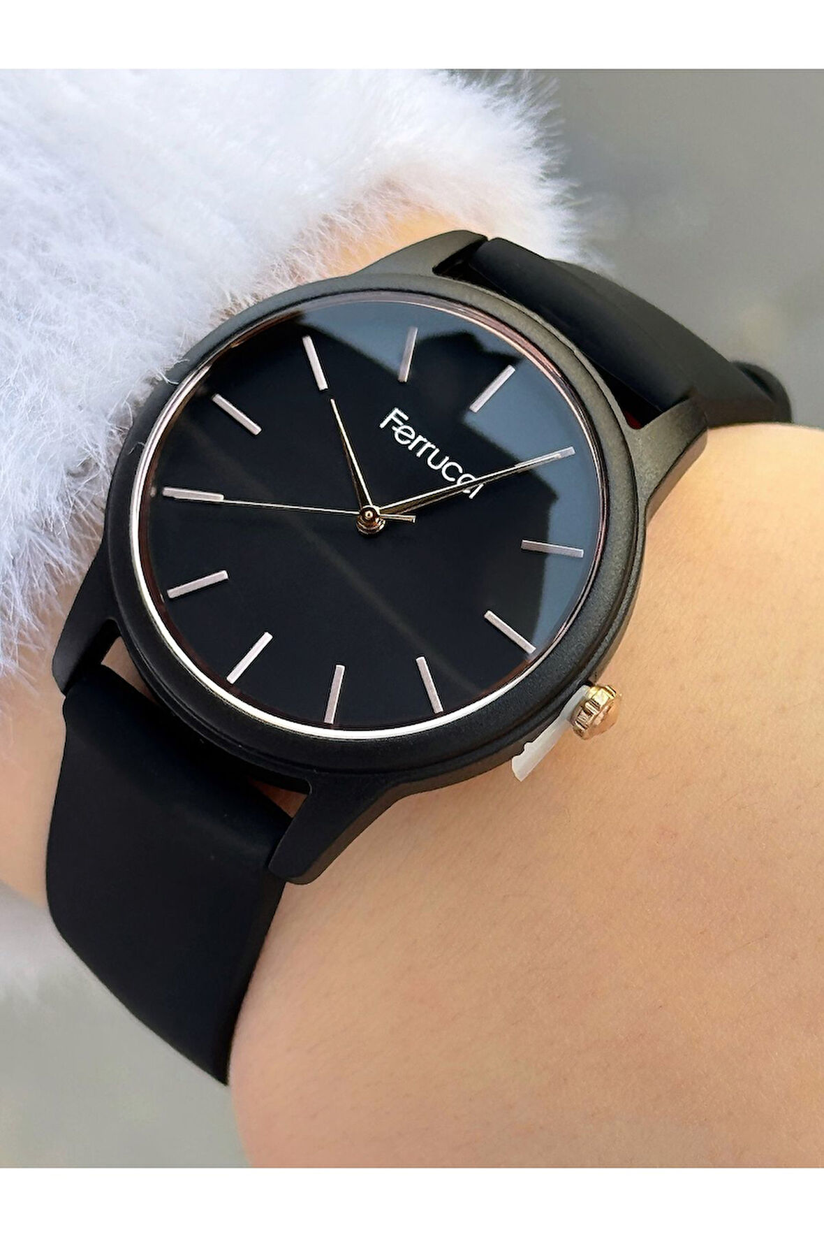 Özel Tasarım Silikon Kordon Kadın Kol Saati