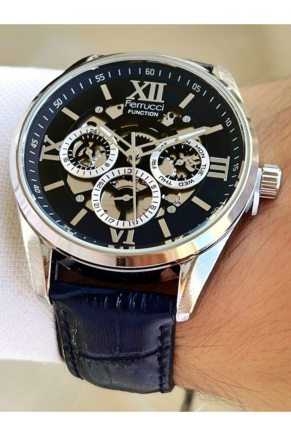 Function Fonksiyonlu Lacivert Renk 3 Atm Su Geçirmez Deri Kordon Erkek Kol Saati