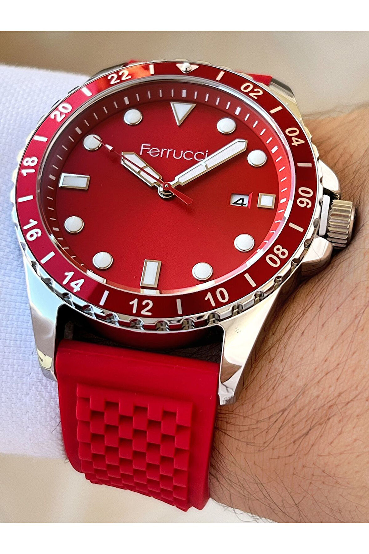 Özel Tasarım Su Geçirmez Silikon Kordon Erkek Kol Saati