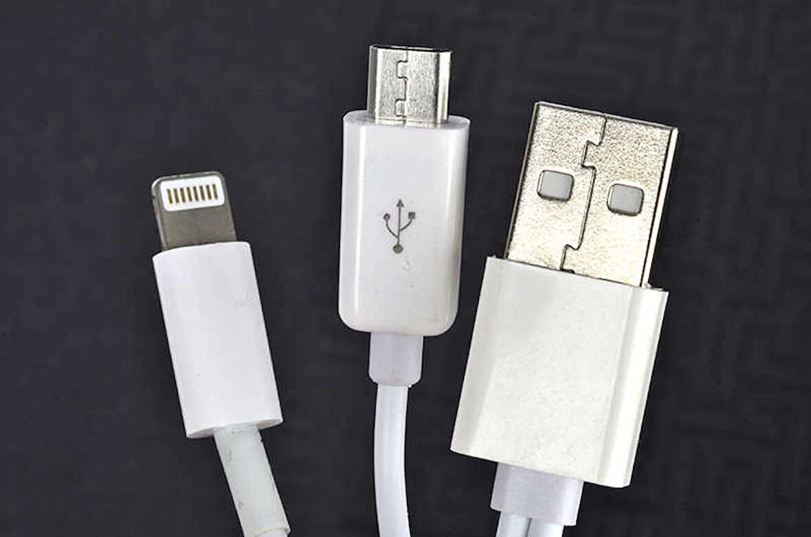 Beyaz 2 Uçlu Lightning-Micro Usb Kablo 1M-Zore